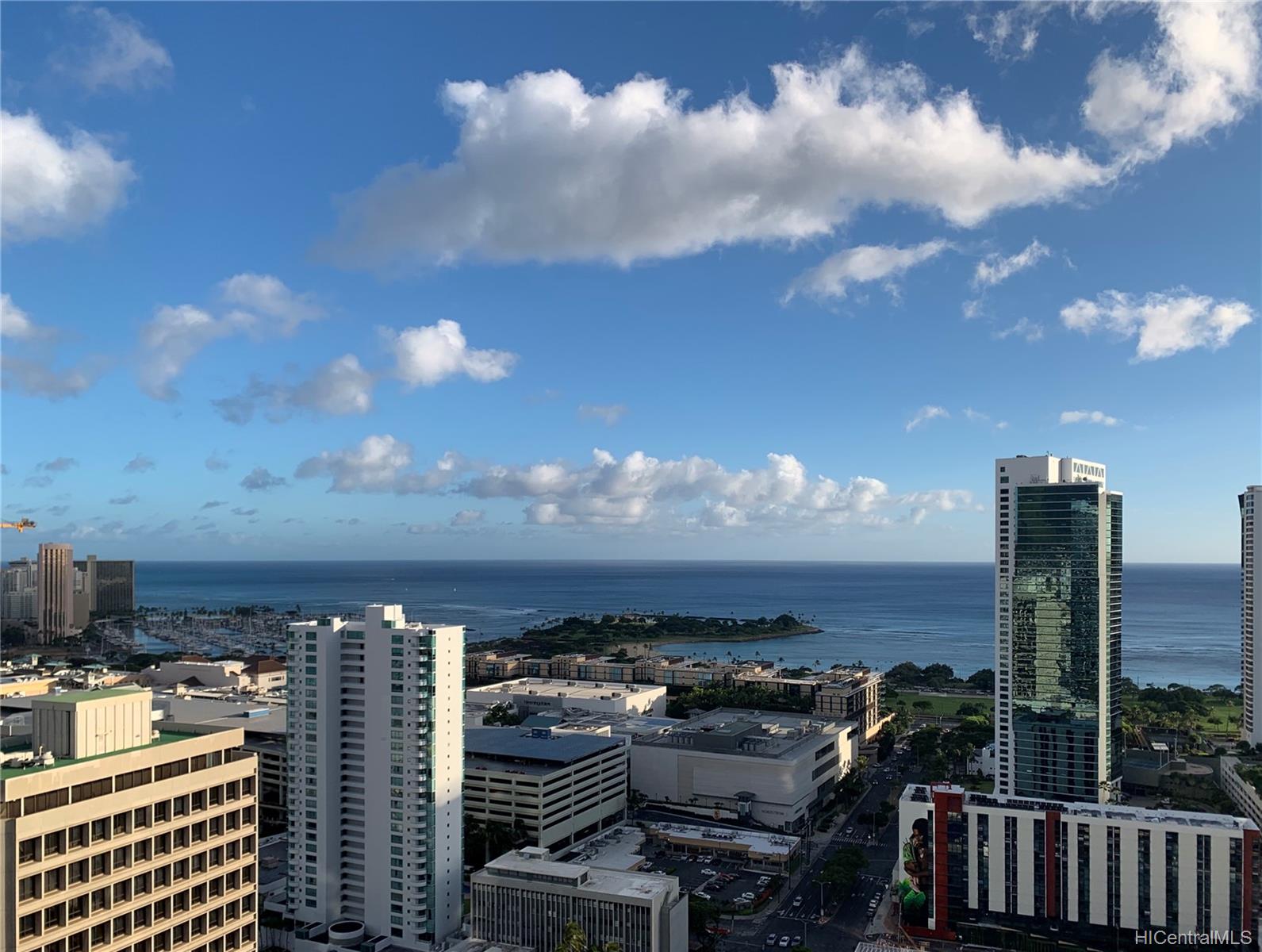 1296 Kapiolani Boulevard #3805, Honolulu, HI 96814