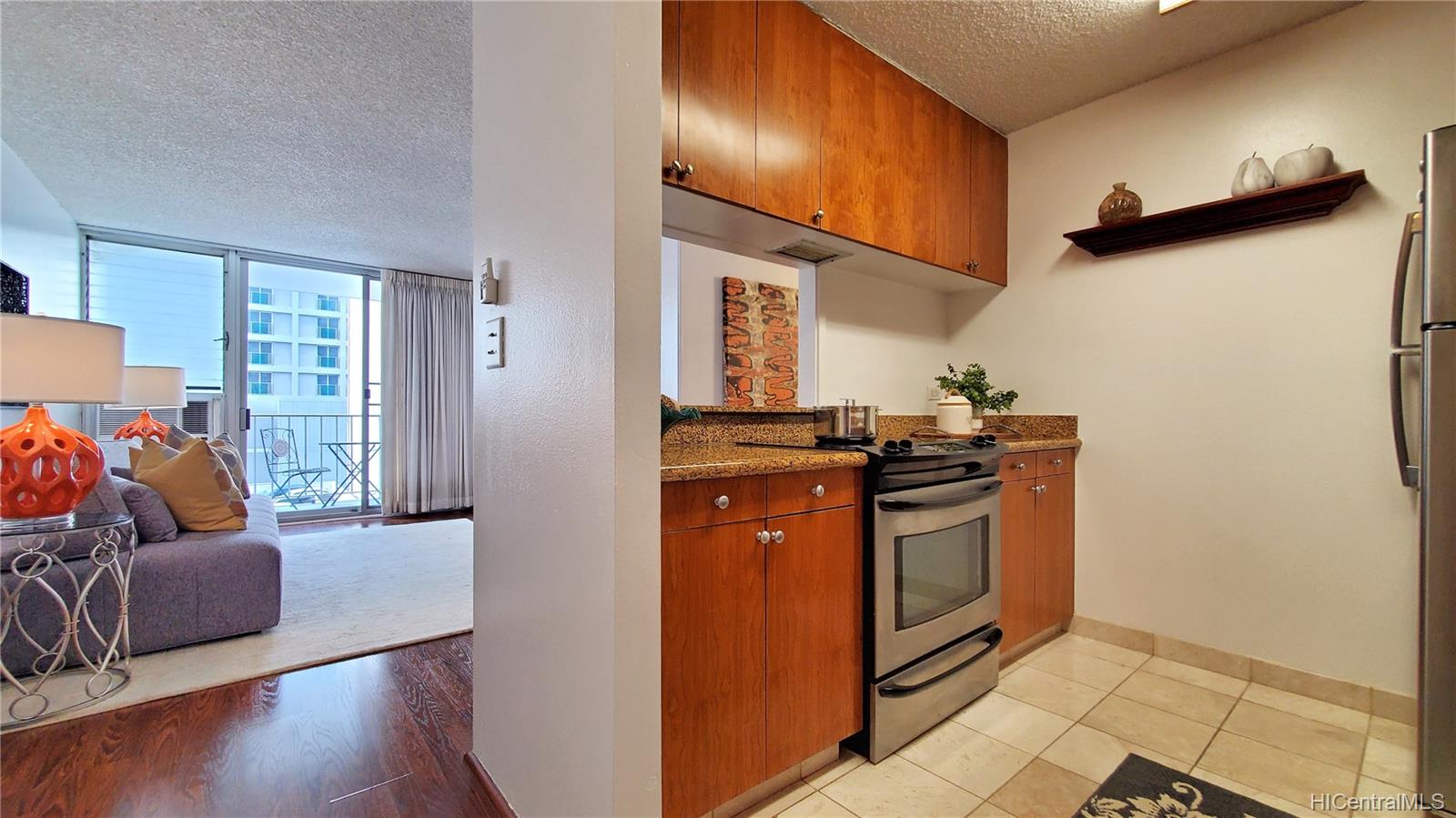 1617 Kapiolani Boulevard #504, Honolulu, HI 96814