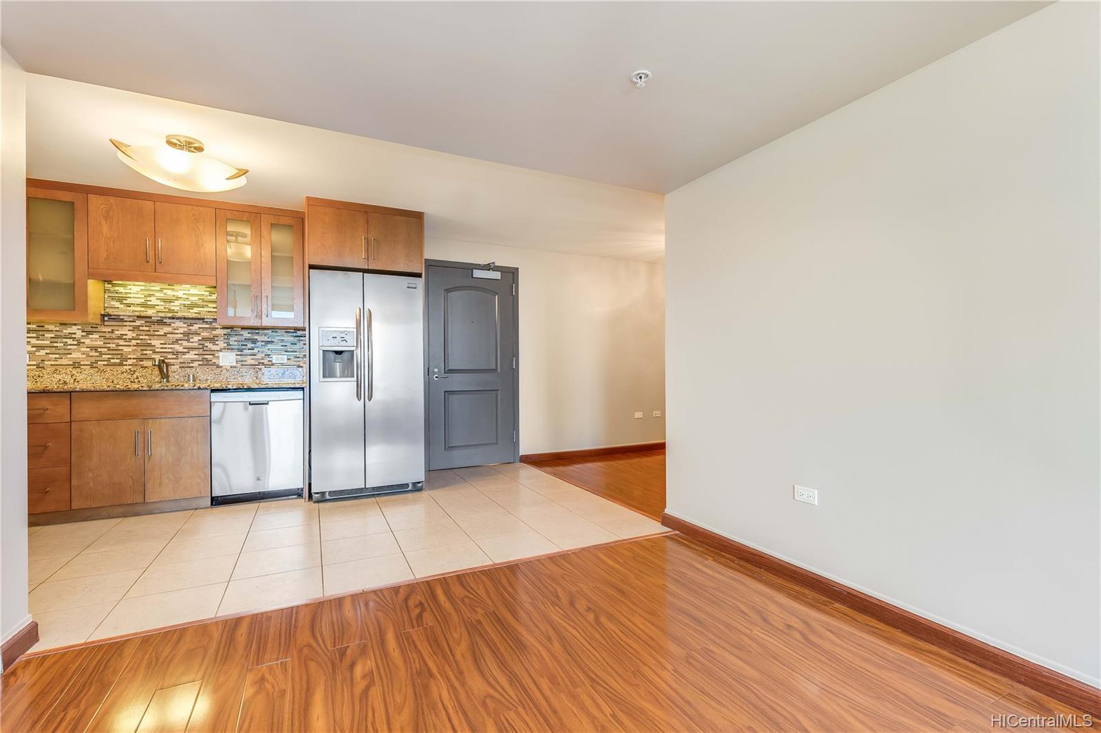 1009 Kapiolani Boulevard #1805, Honolulu, HI 96814