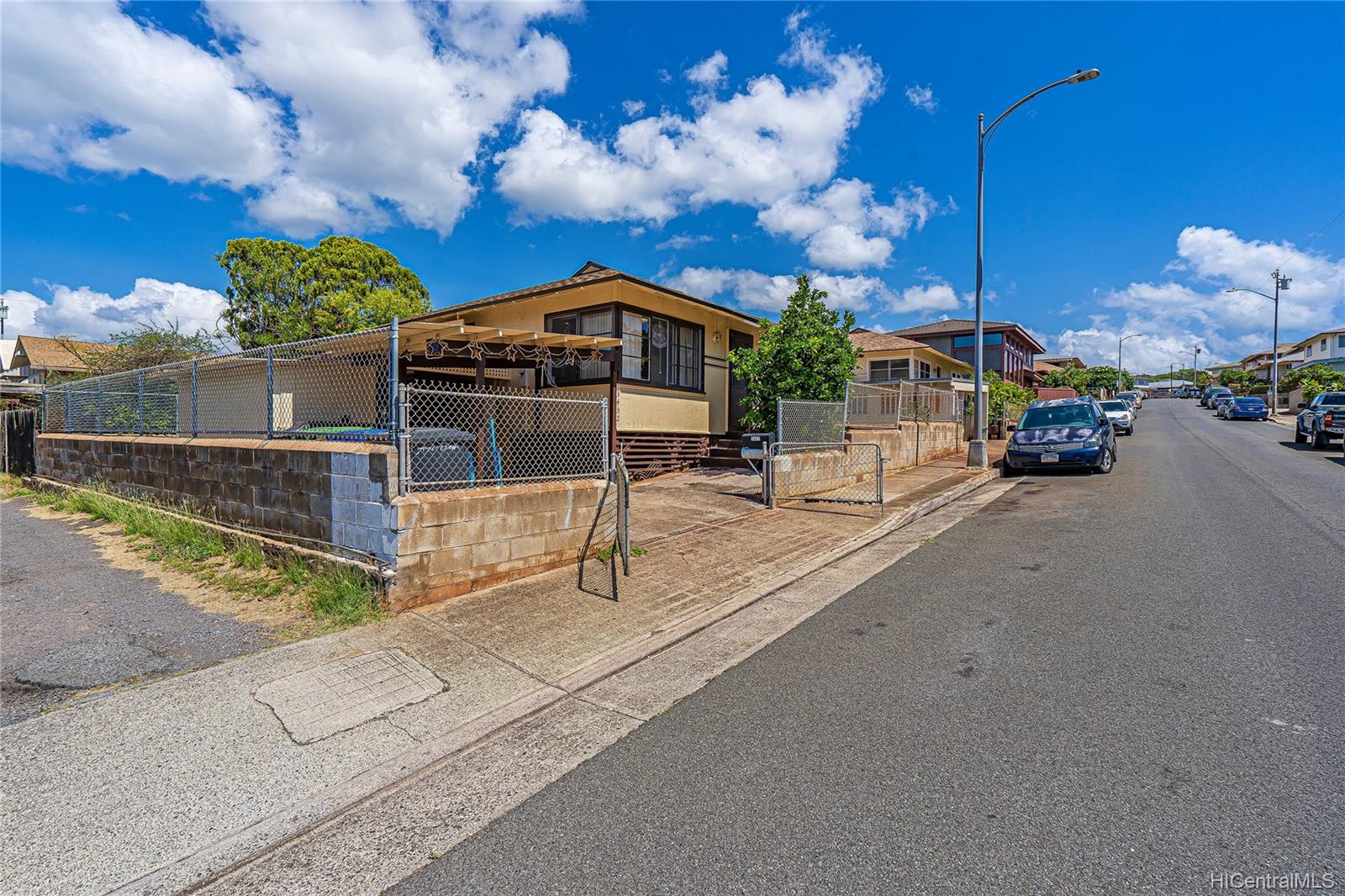 3452 Edna Street Honolulu, HI 96815