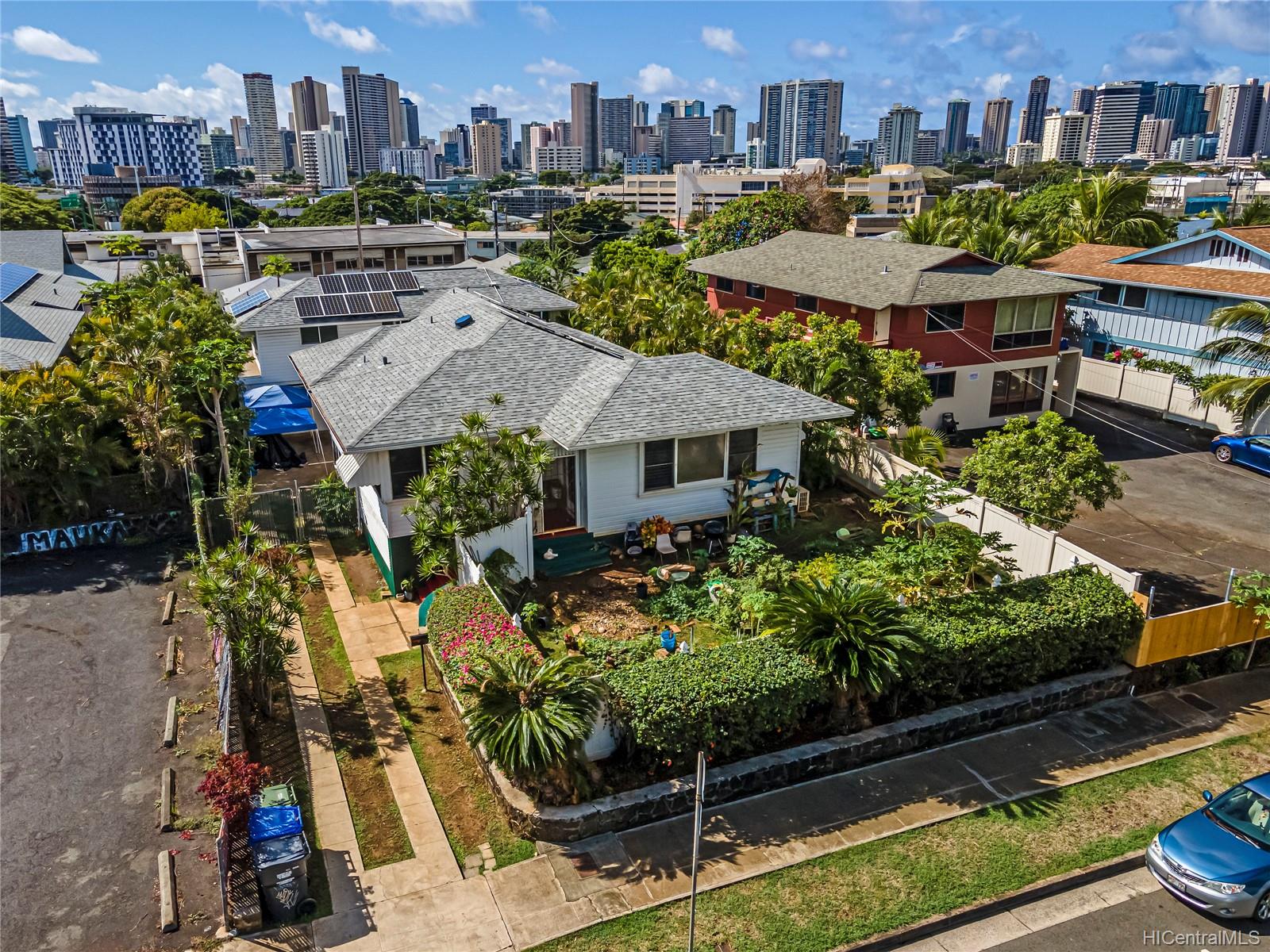 2359 Dole Street Honolulu, HI 96822