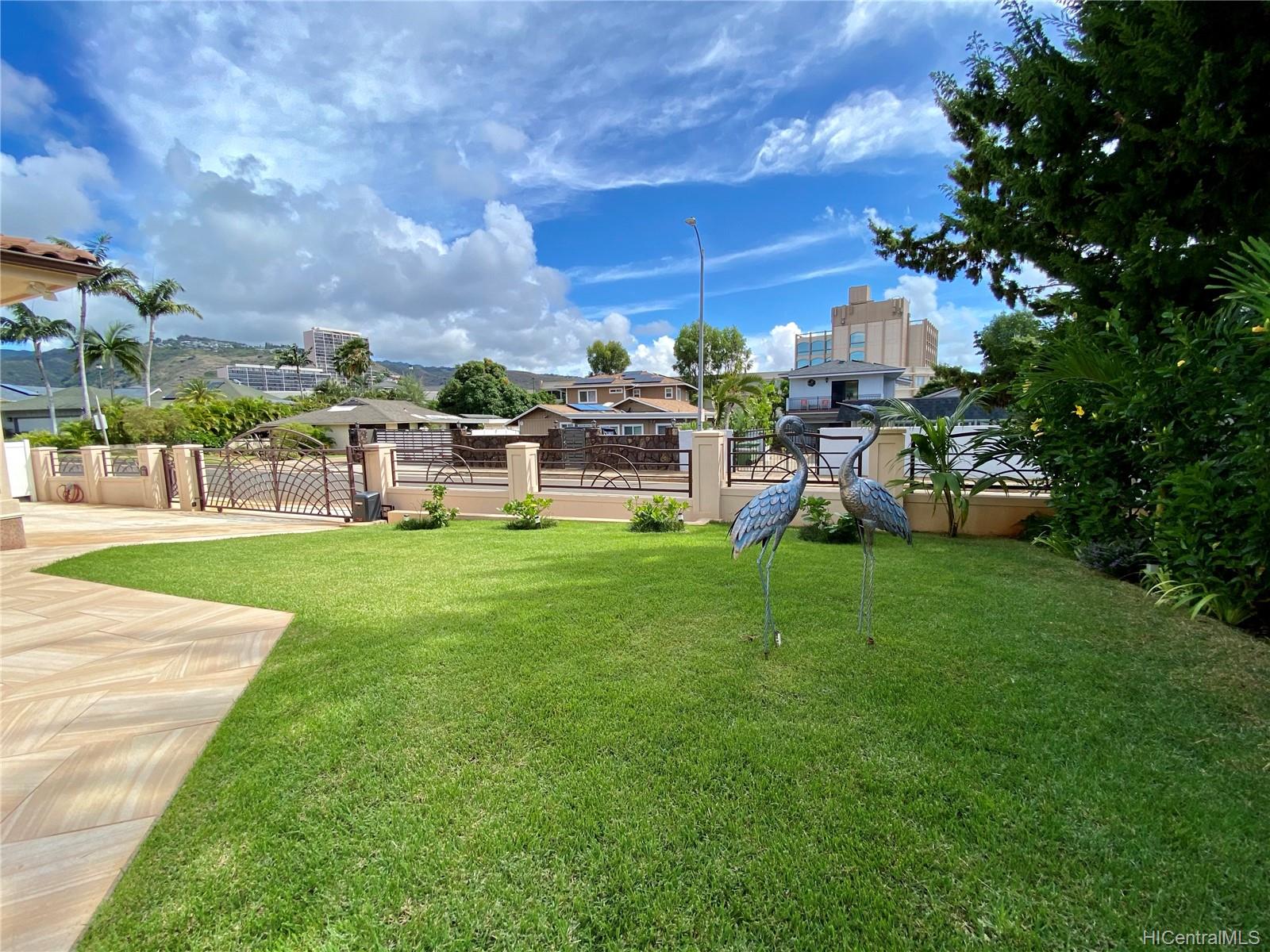 1446 Pueo Street Honolulu, HI 96816