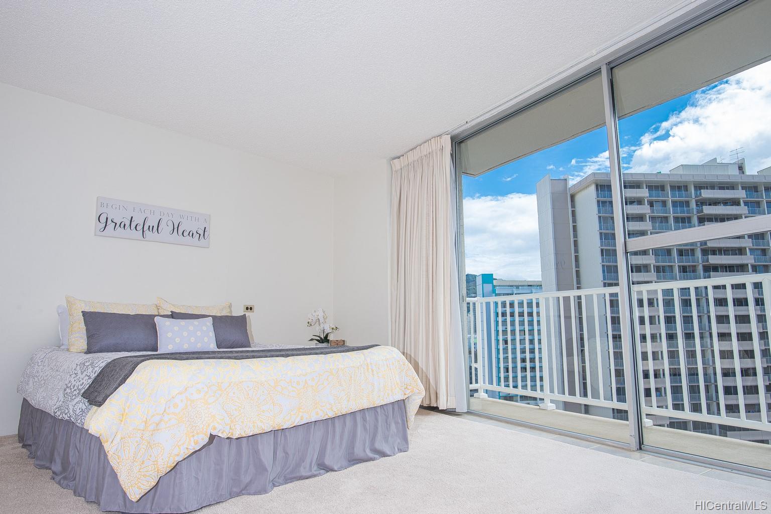 750 Amana Street #1306, Honolulu, HI 96814