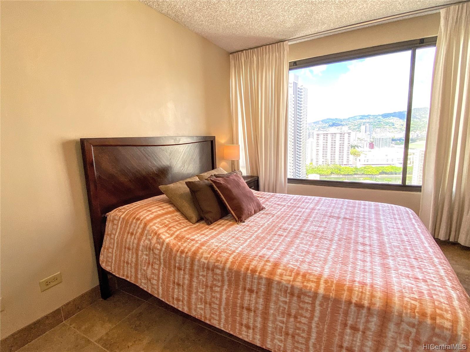 1778 Ala Moana Boulevard #2416, Honolulu, HI 96815