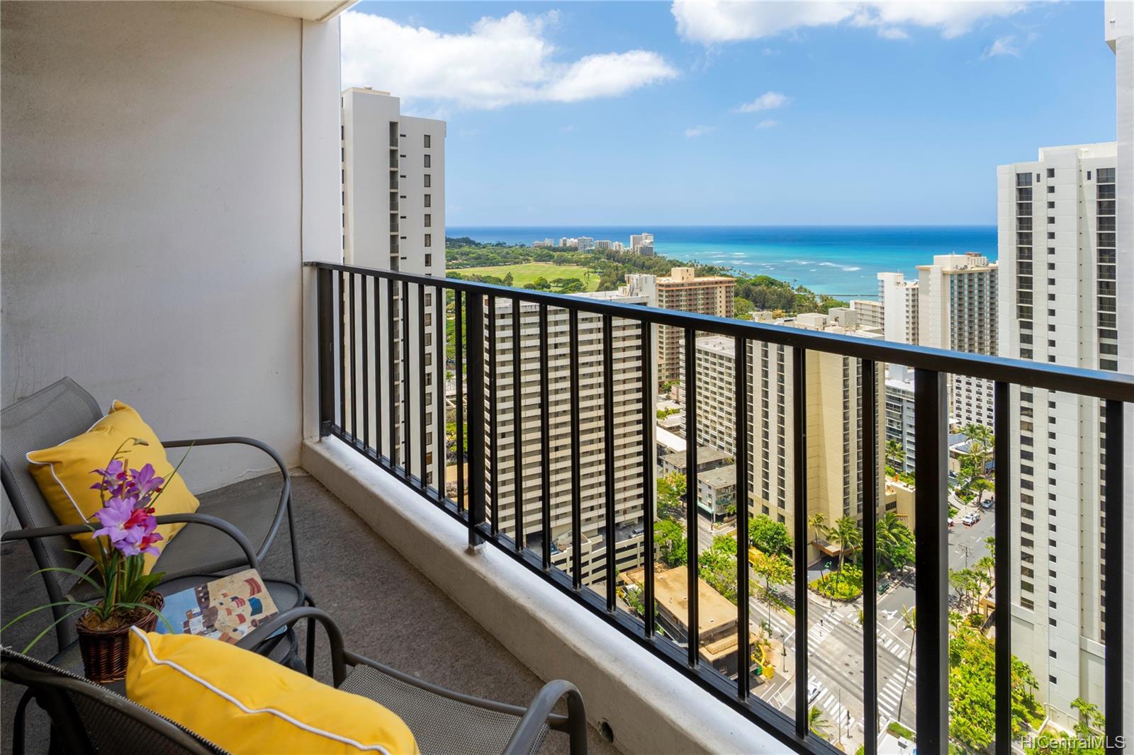 201 Ohua Avenue #3406, Honolulu, HI 96815