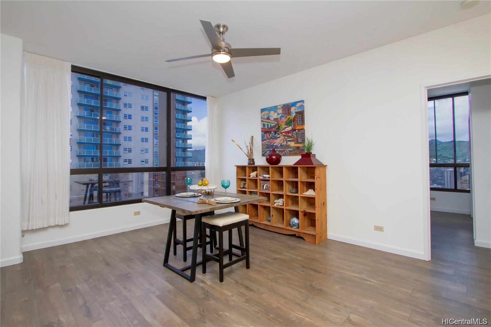 876 Curtis Street #3805, Honolulu, HI 96813