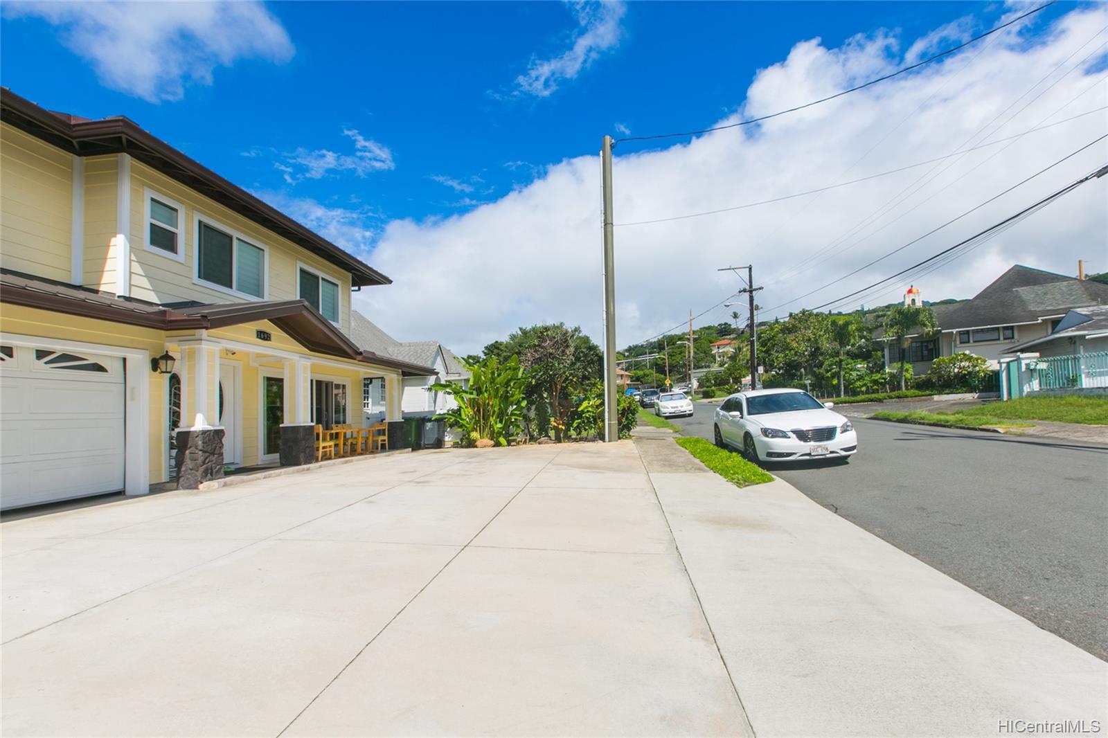 1692 Lewalani Drive Honolulu, HI 96822