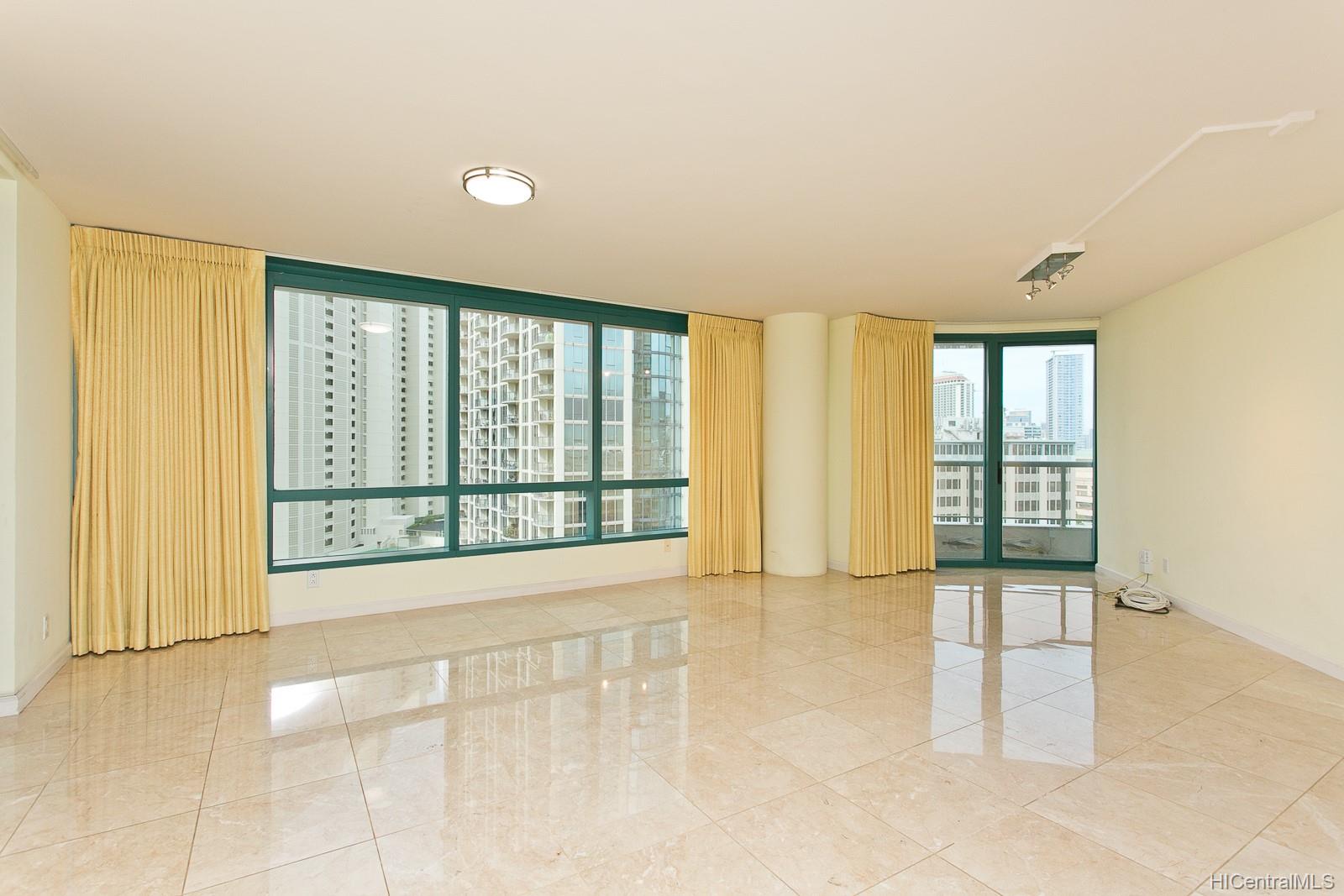 1888 Kalakaua Avenue #1604, Honolulu, HI 96815