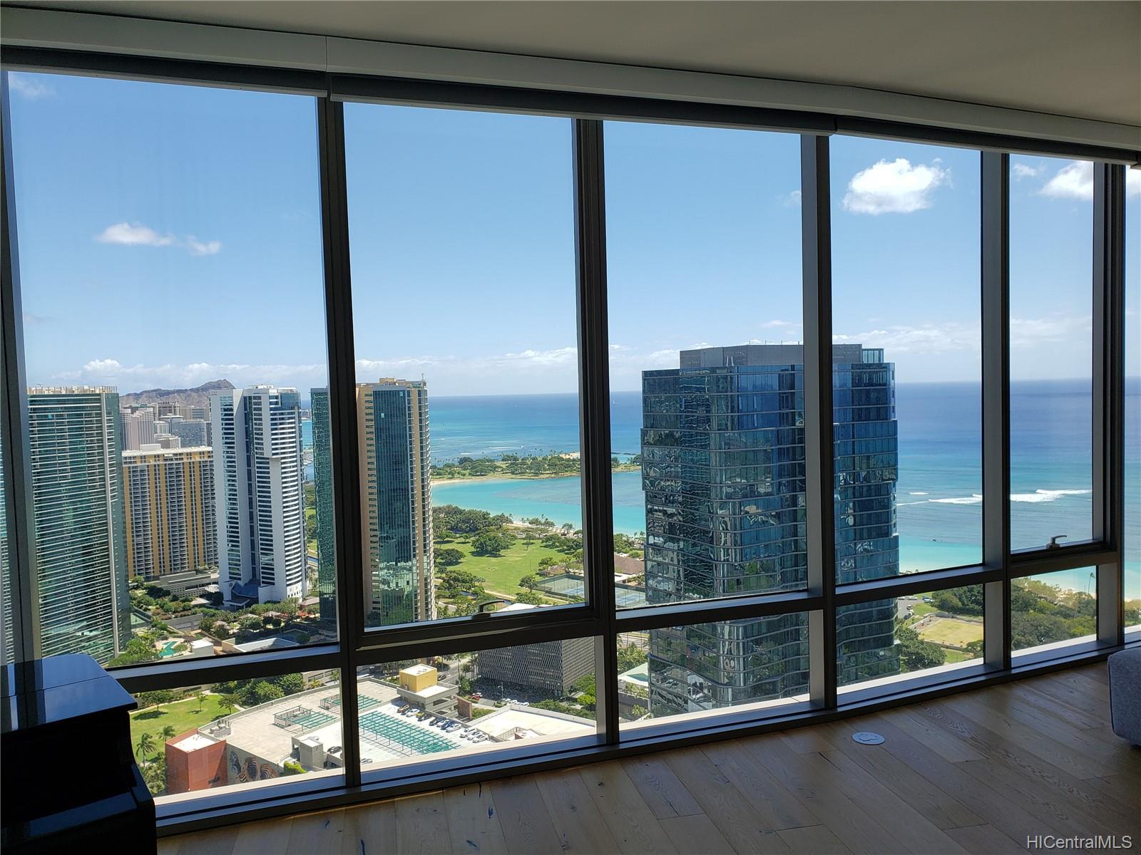 1001 Queen Street #4012, Honolulu, HI 96814