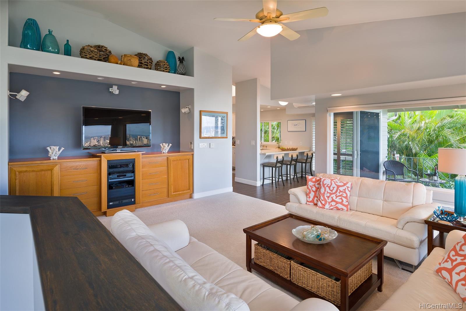 3661 Lilinoe Place Honolulu, HI 96816