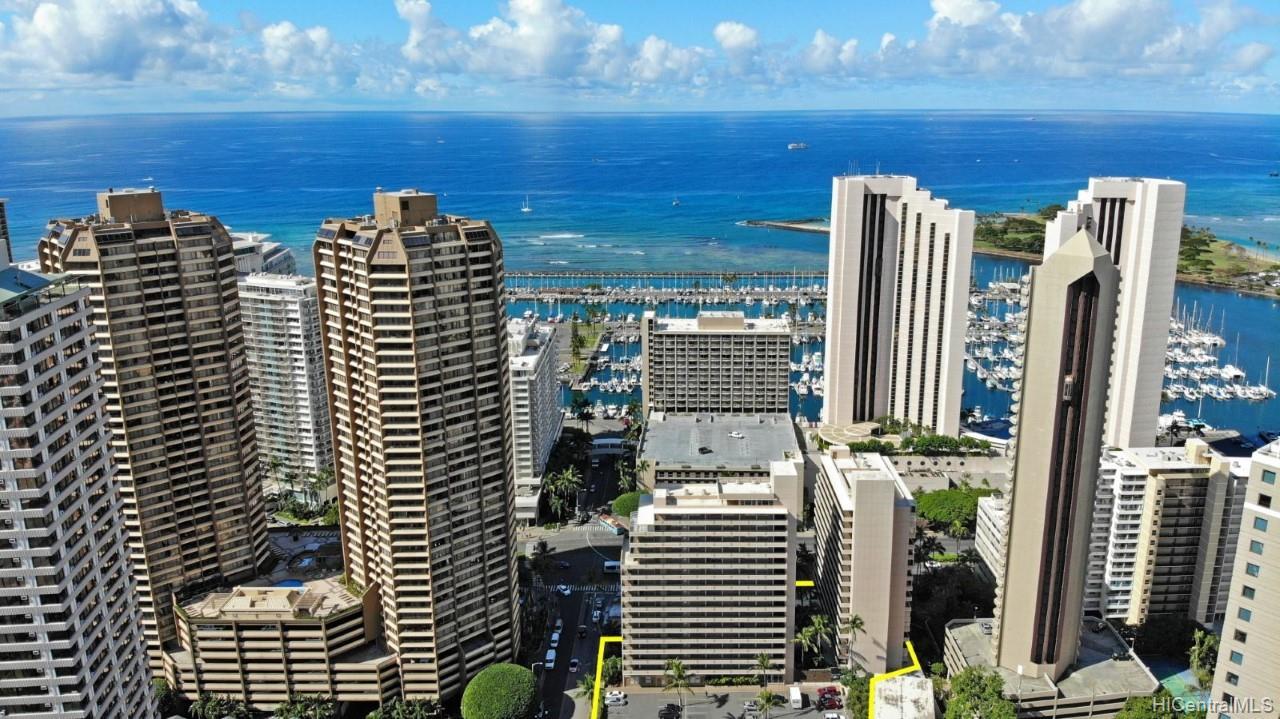 1720 Ala Moana Boulevard #605B, Honolulu, HI 96815