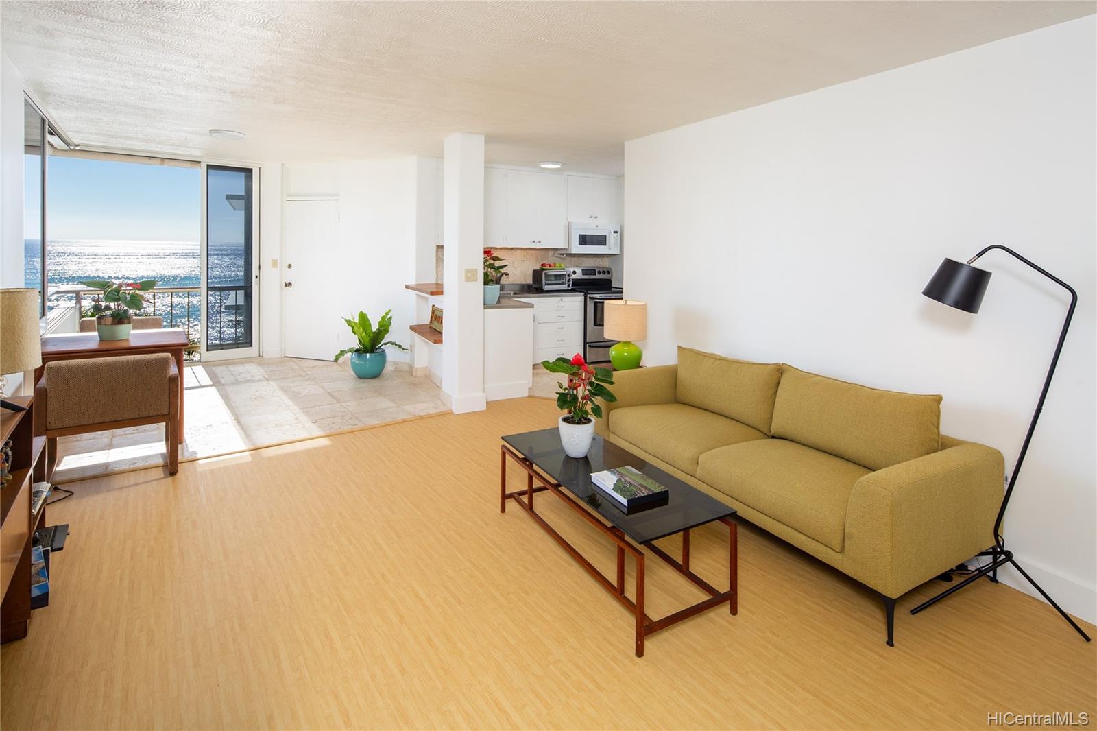 2943 Kalakaua Avenue #907, Honolulu, HI 96815