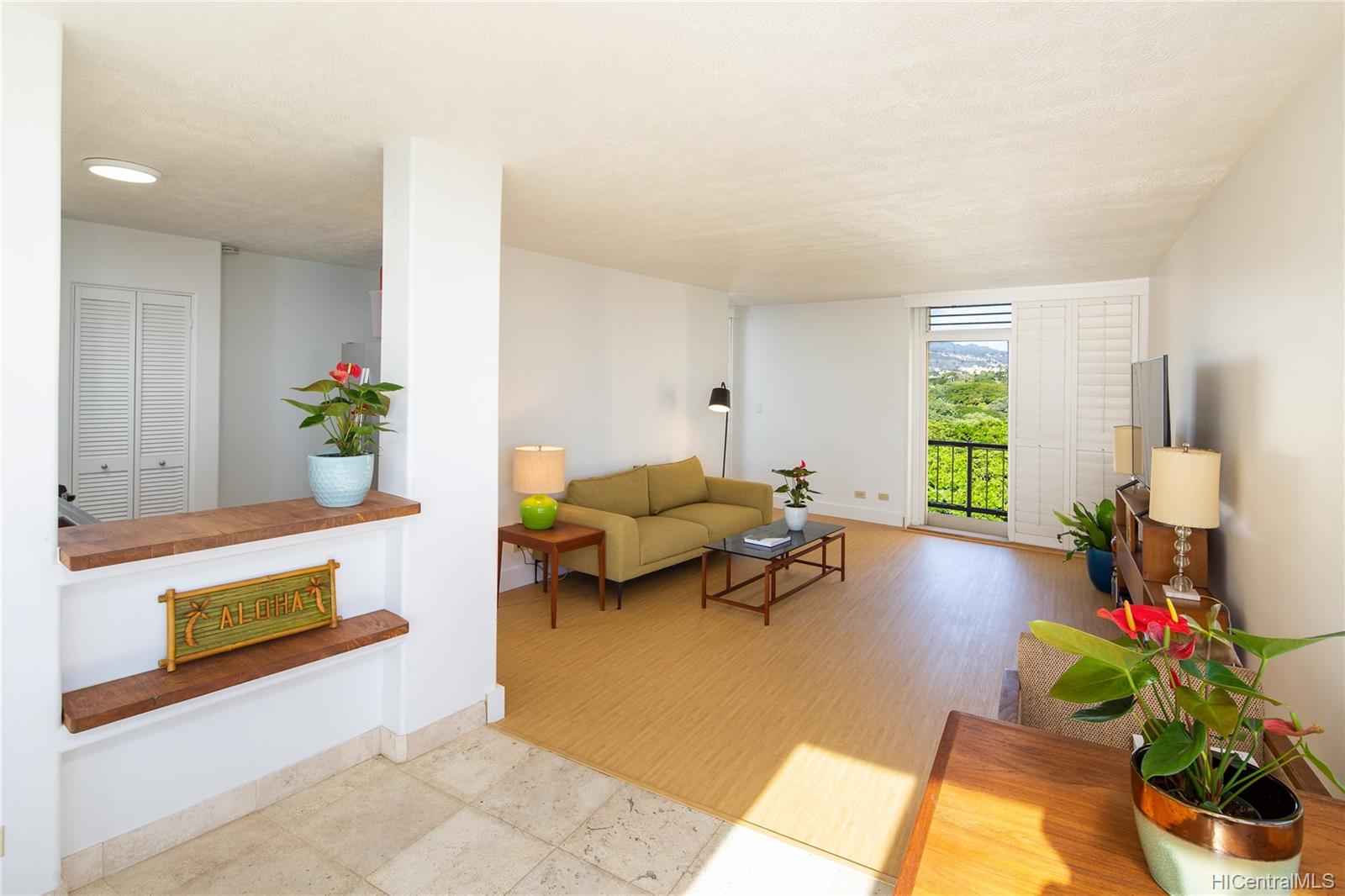 2943 Kalakaua Avenue #907, Honolulu, HI 96815