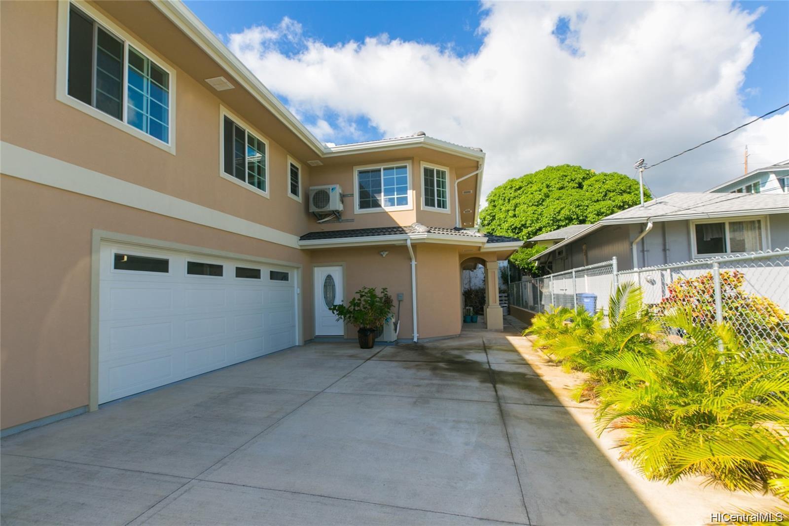 2240A Metcalf Street Honolulu, HI 96822