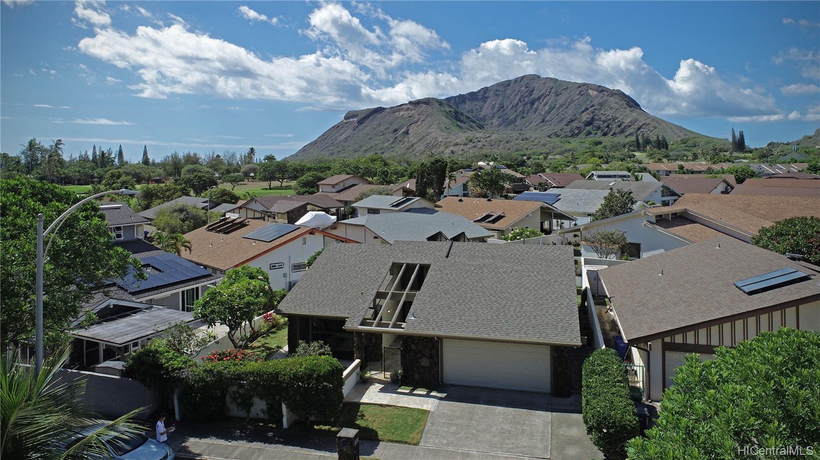 1237 Mokuhano Street Honolulu, HI 96825