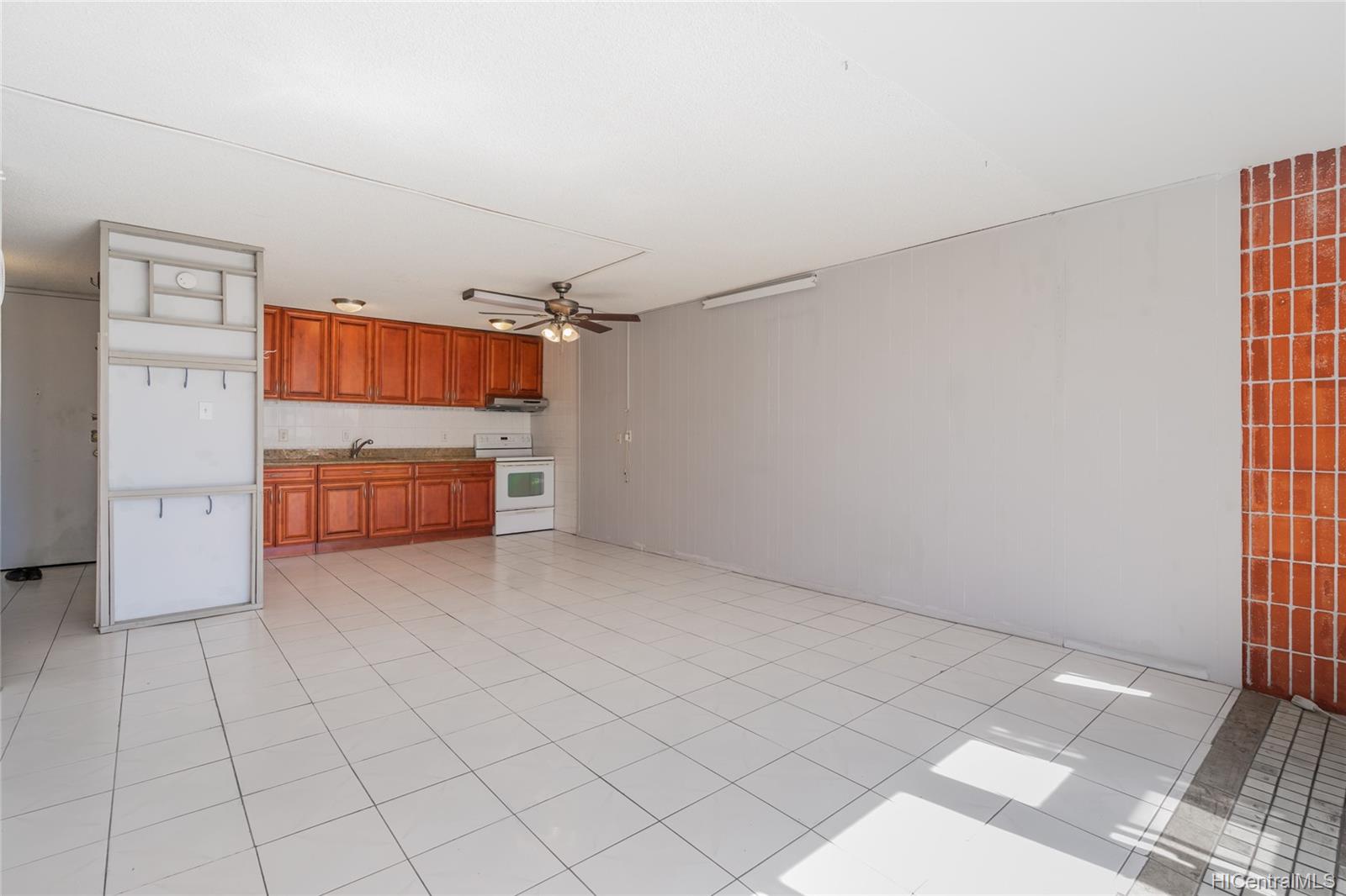 827 Kinau Street #D402, Honolulu, HI 96813