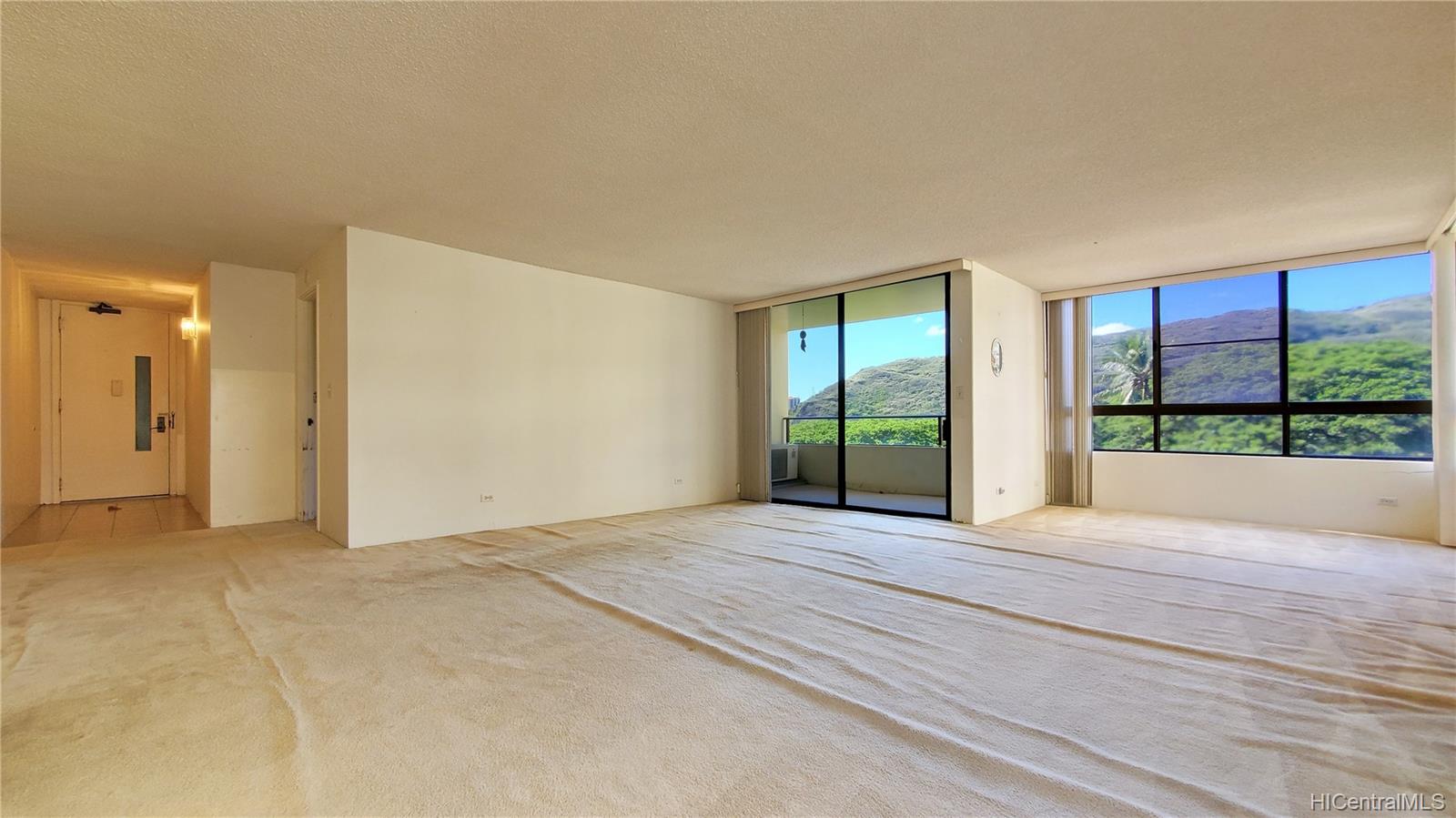 6770 Hawaii Kai Drive #301, Honolulu, HI 96825