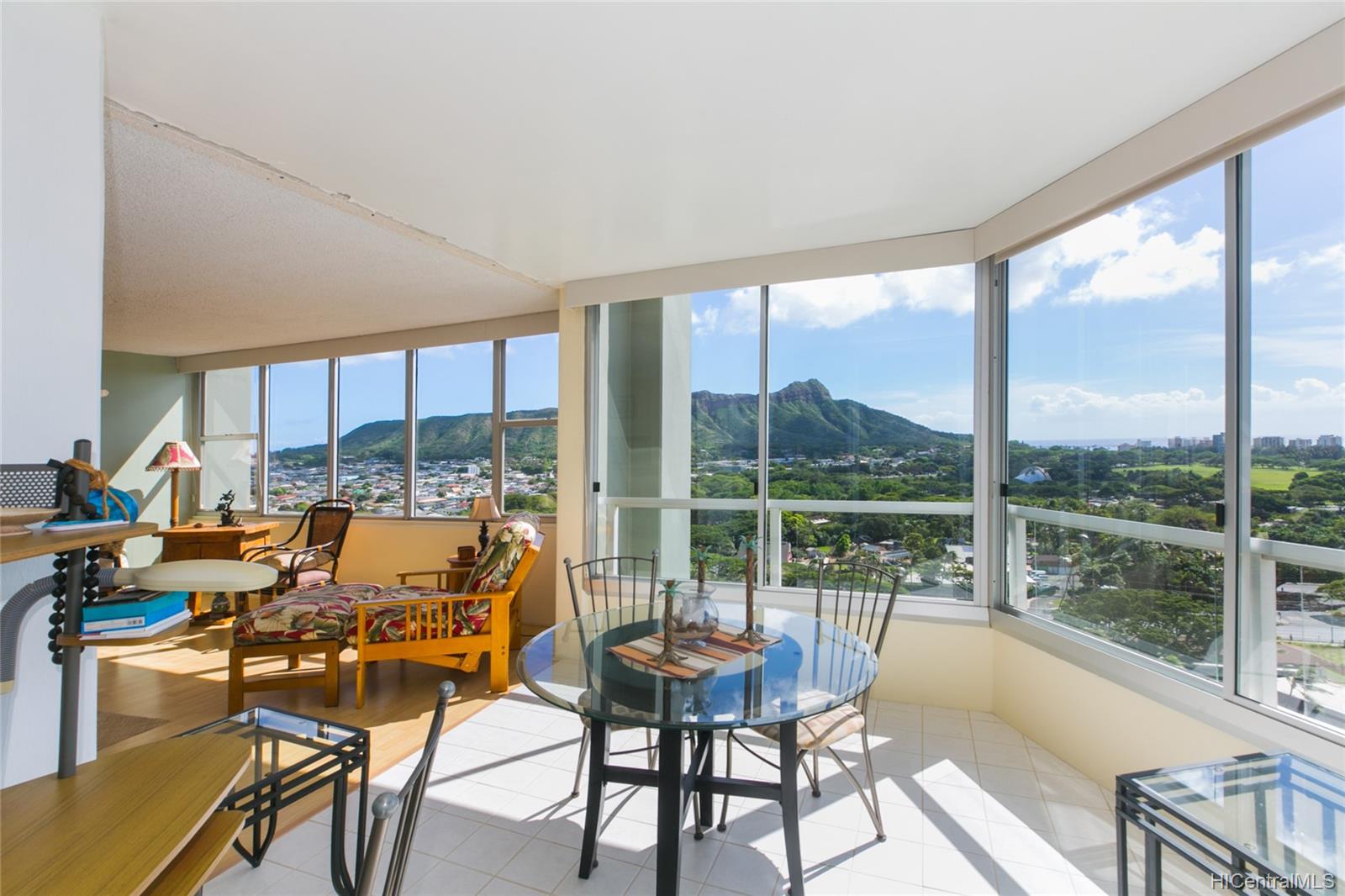 2600 Pualani Way #1901, Honolulu, HI 96815