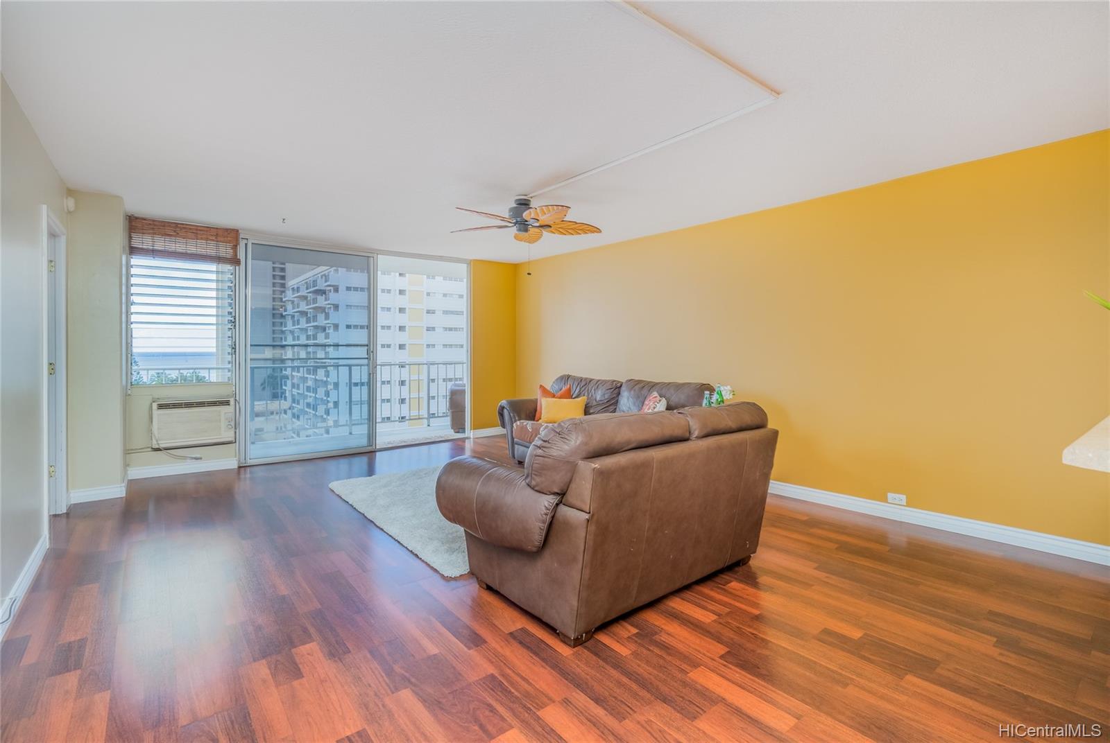 222 Liliuokalani Avenue #1101, Honolulu, HI 96815