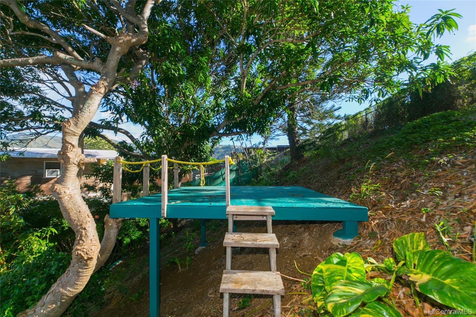 7262 Pikoni Place Honolulu, HI 96825