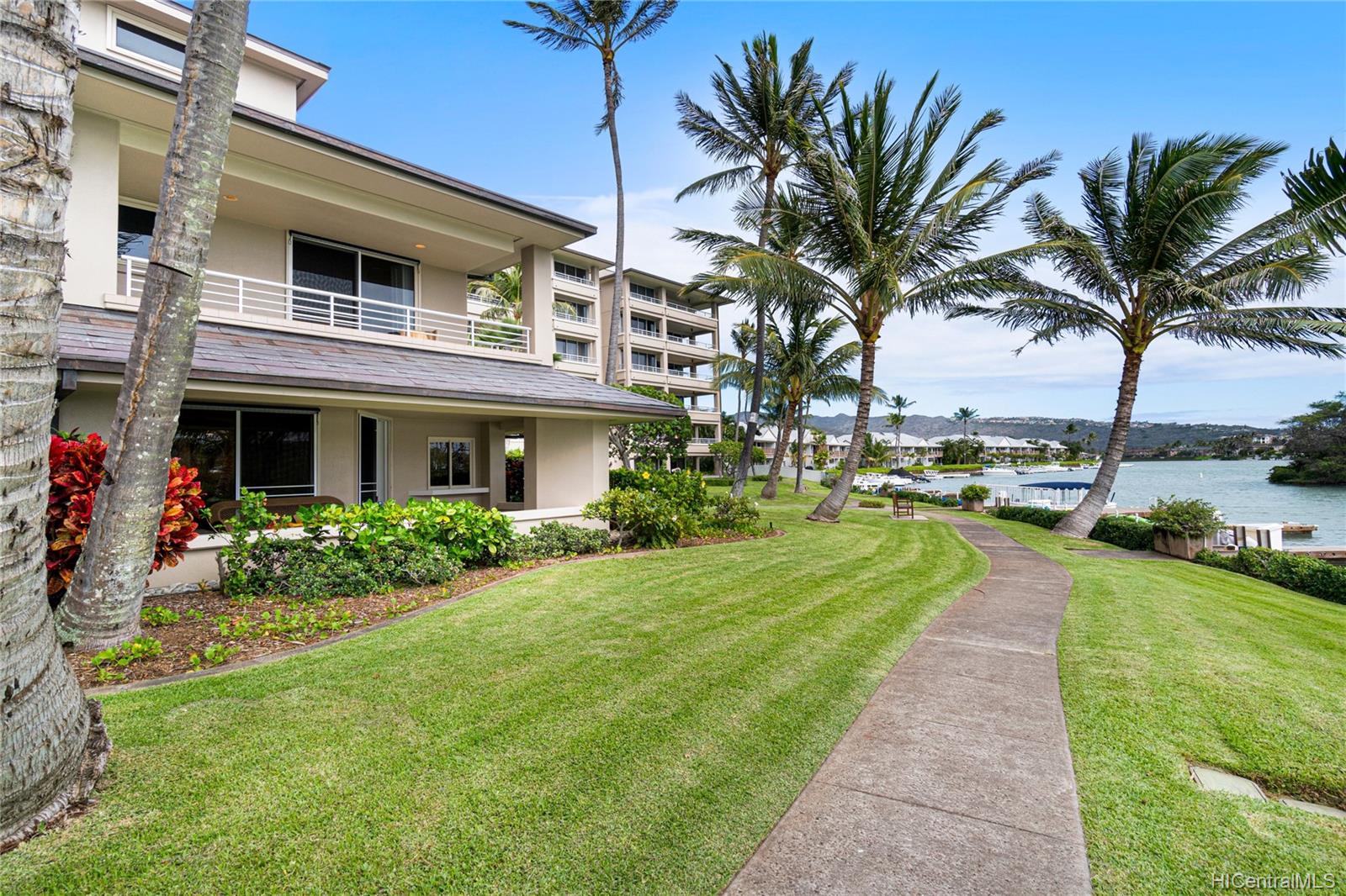 1 Keahole Place #1001, Honolulu, HI 96825