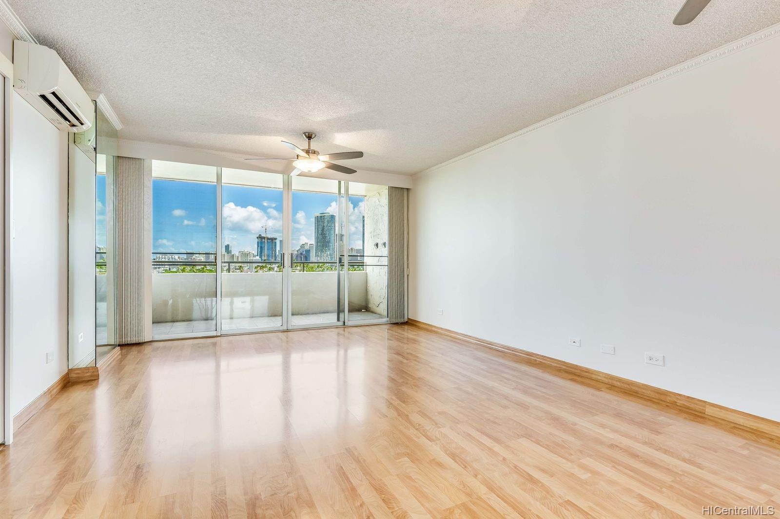 920 Ward Avenue #11D, Honolulu, HI 96814