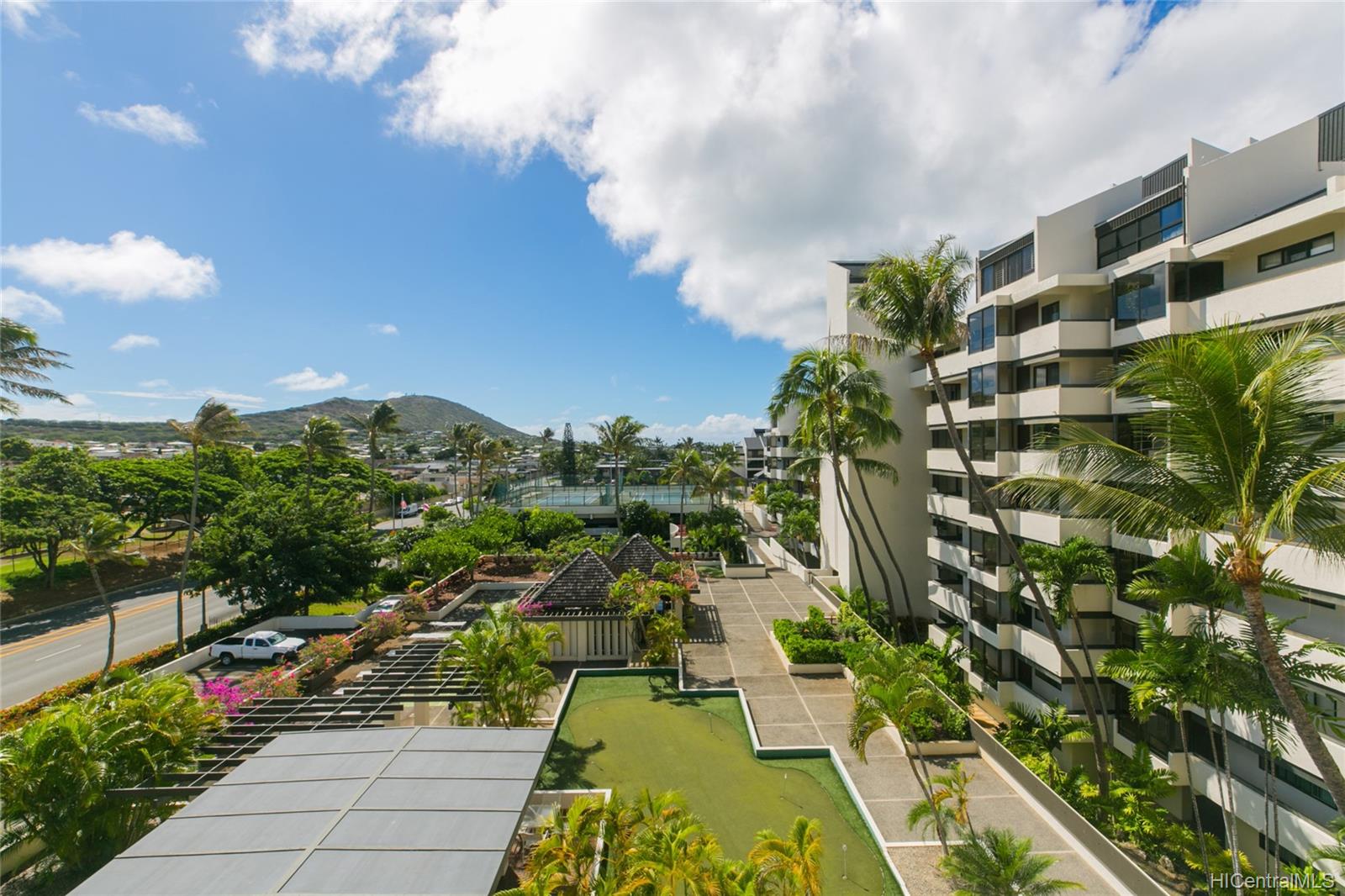 500 Lunalilo Home Road #46F, Honolulu, HI 96825