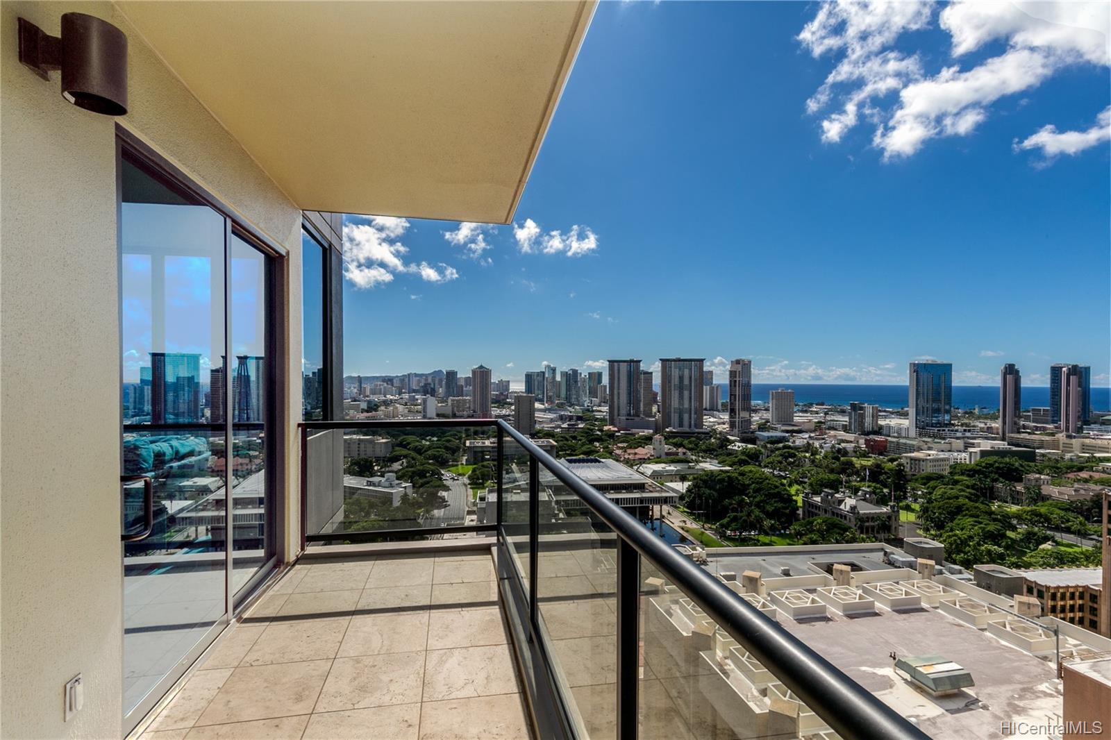 1198 Bishop Street #30, Honolulu, HI 96813