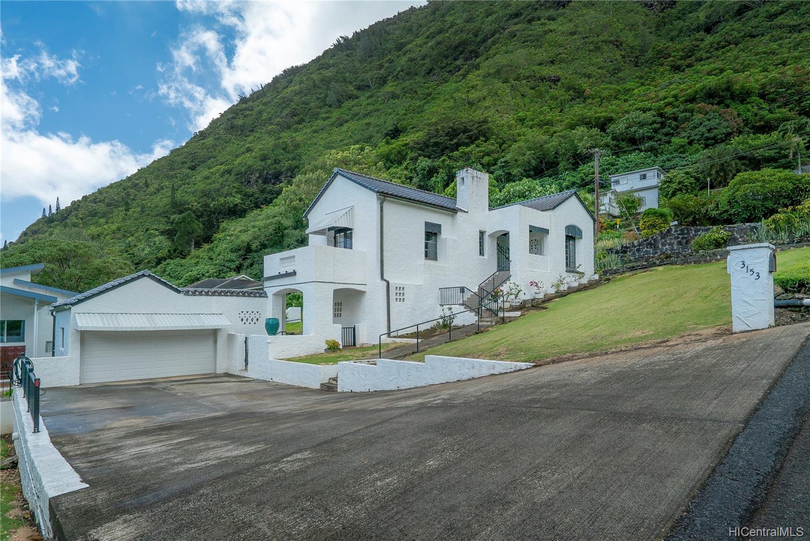 3153 Huelani Place Honolulu, HI 96822