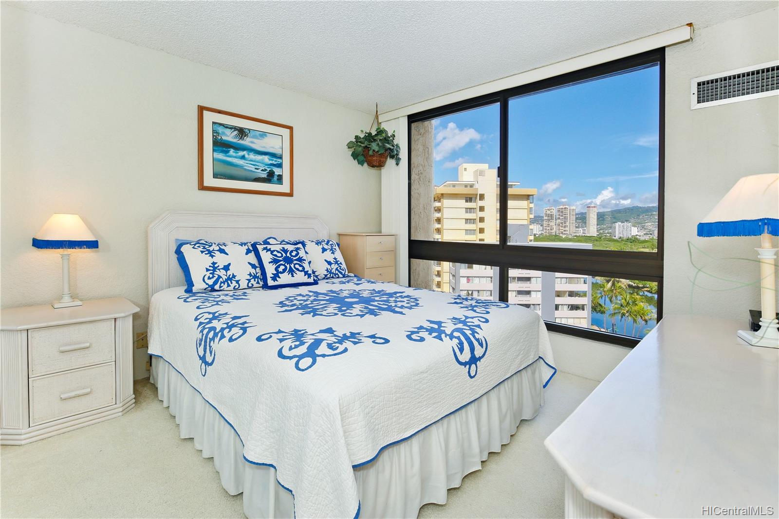 300 Wai Nani Way #1216, Honolulu, HI 96815