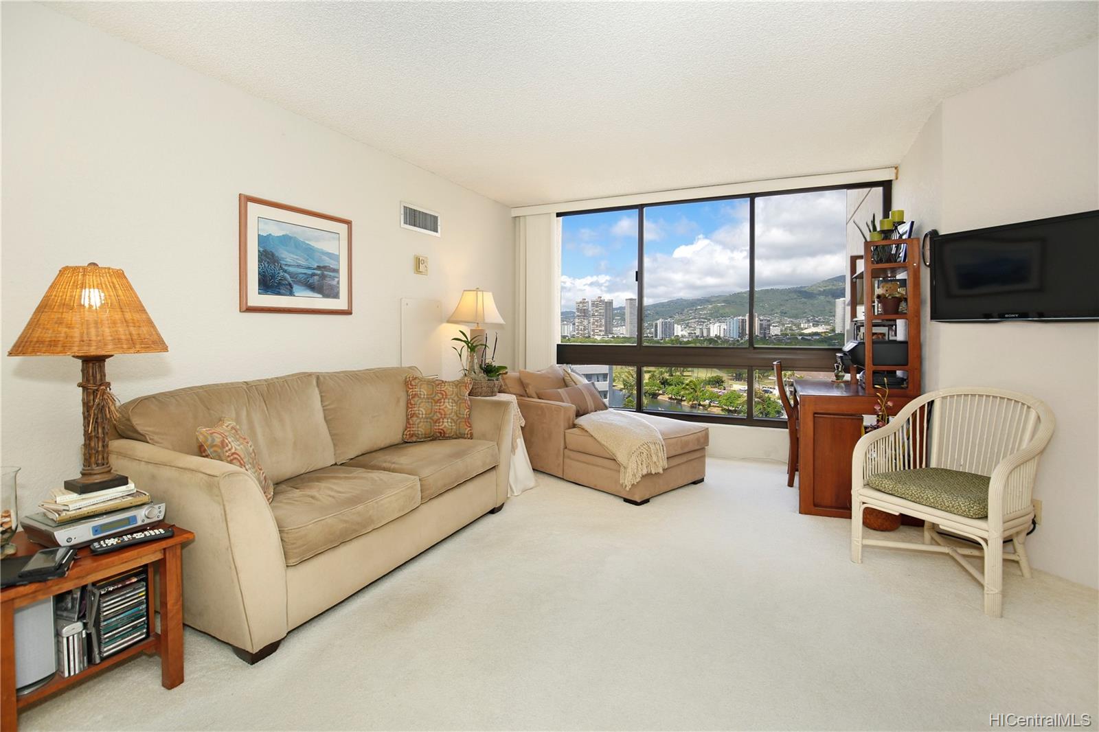 300 Wai Nani Way #1216, Honolulu, HI 96815