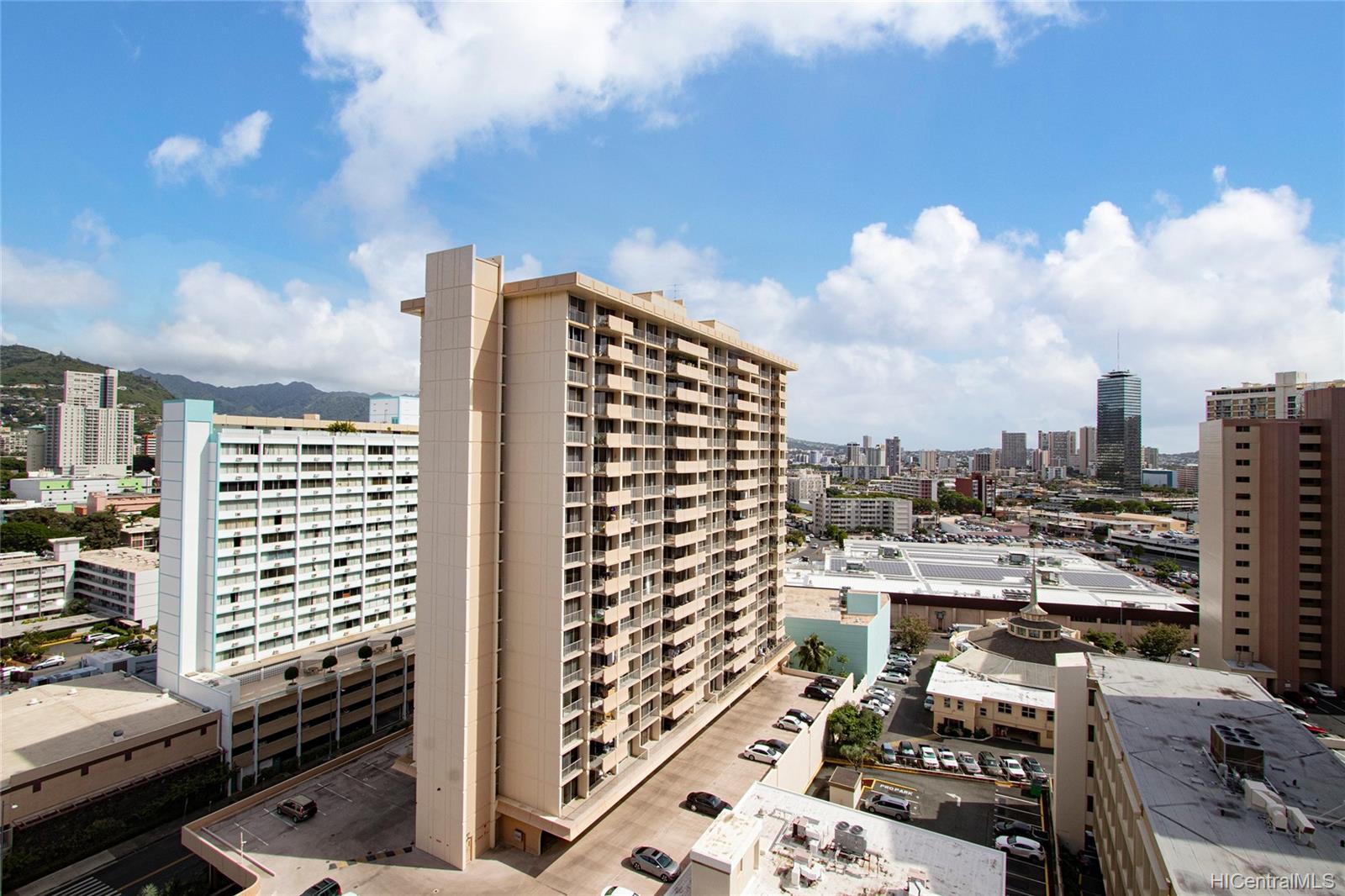 780 Amana Street #1608, Honolulu, HI 96814