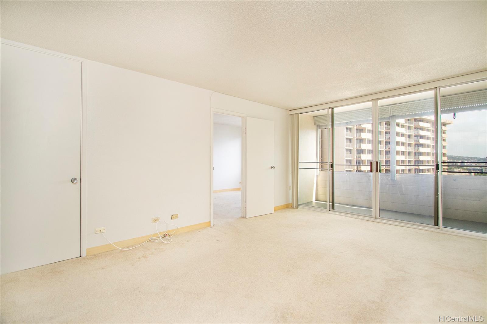 780 Amana Street #1608, Honolulu, HI 96814