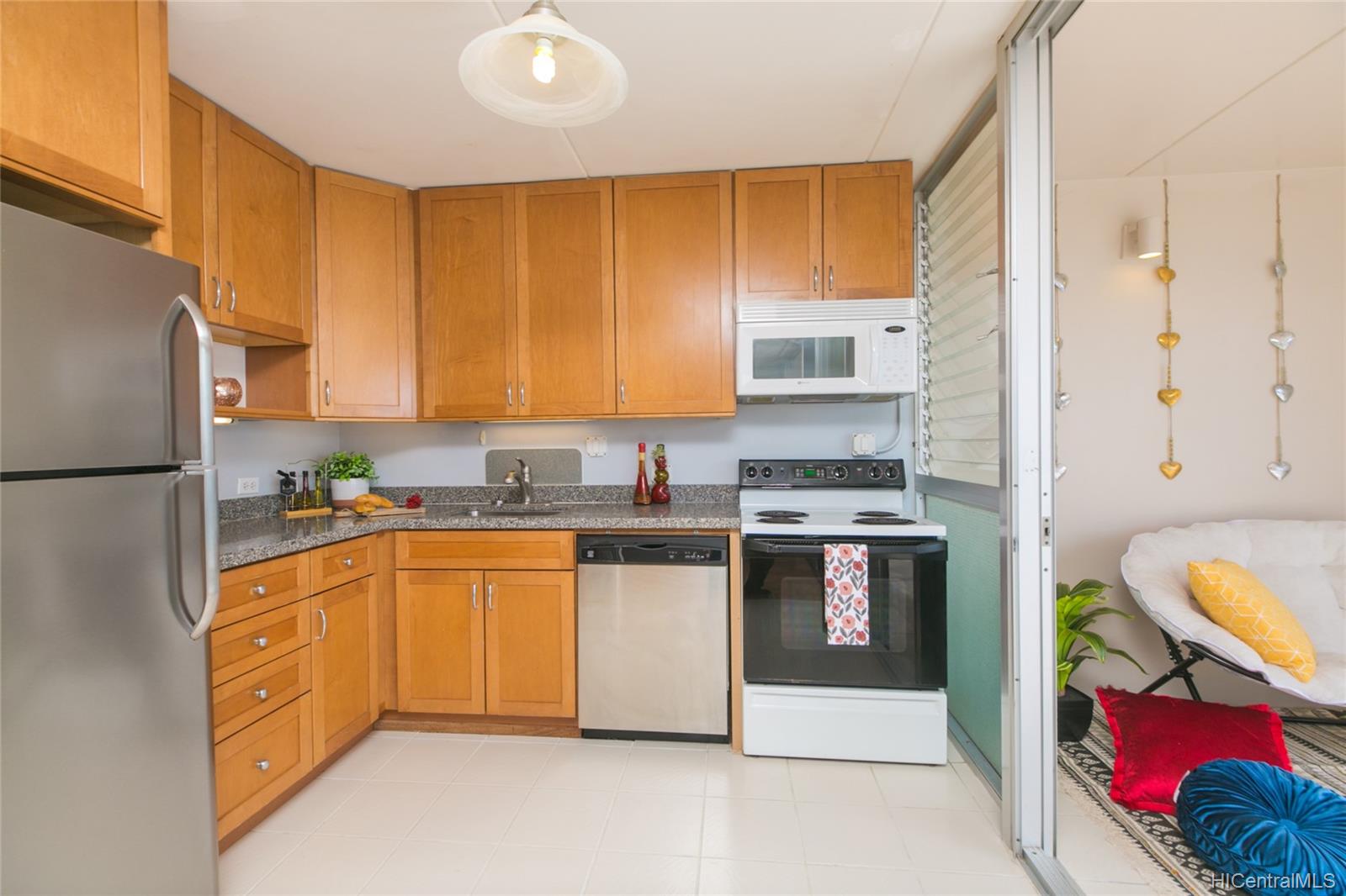 1520 Ward Avenue #201, Honolulu, HI 96822