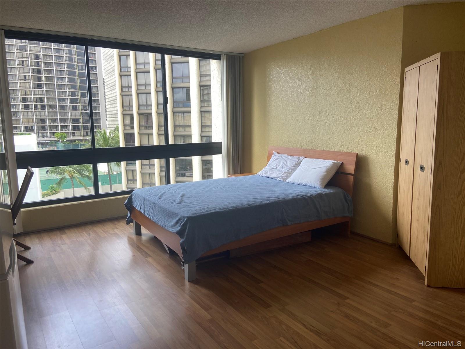 300 Wai Nani Way #II920, Honolulu, HI 96815