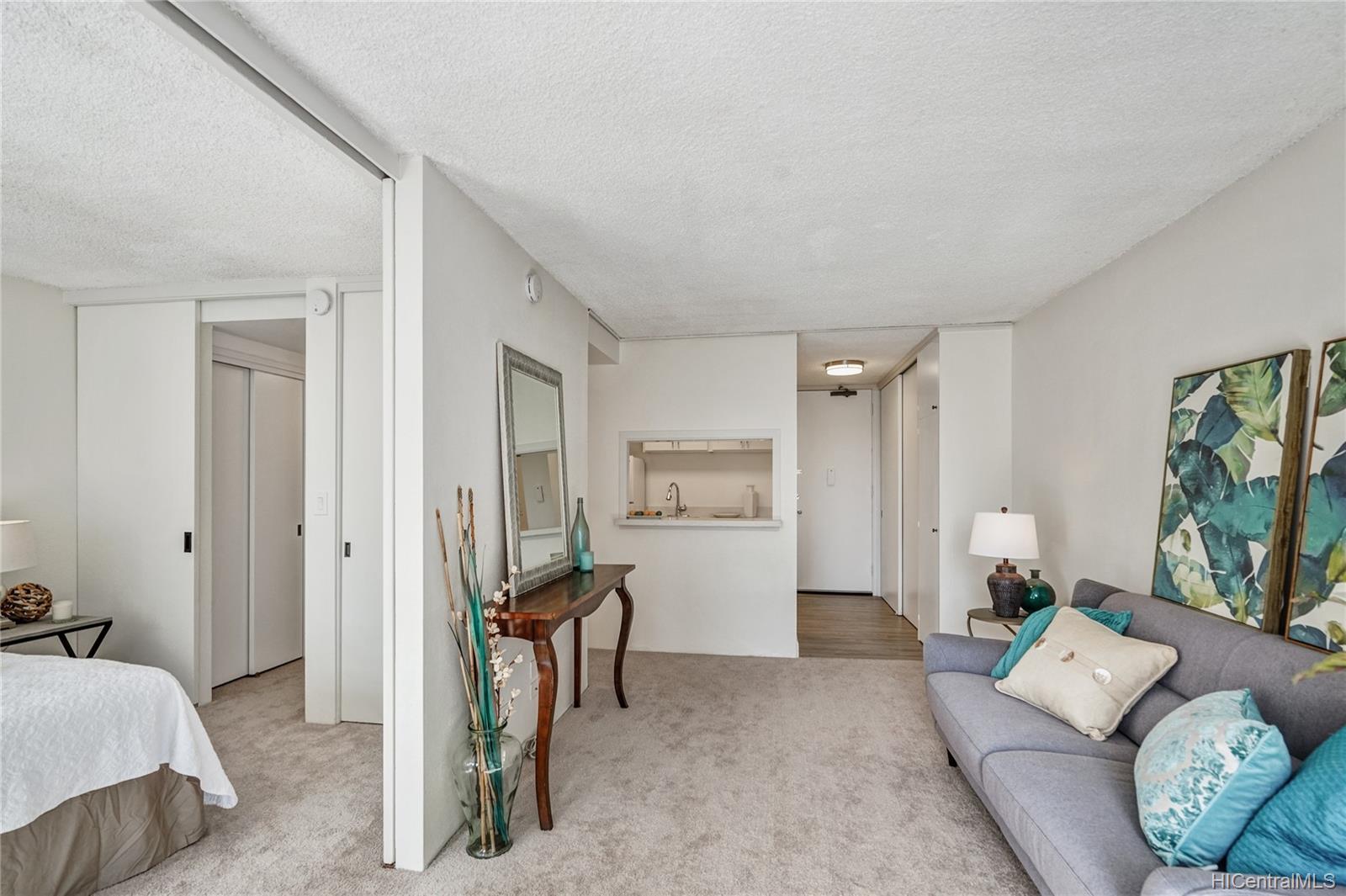 1617 Kapiolani Boulevard #1604, Honolulu, HI 96814