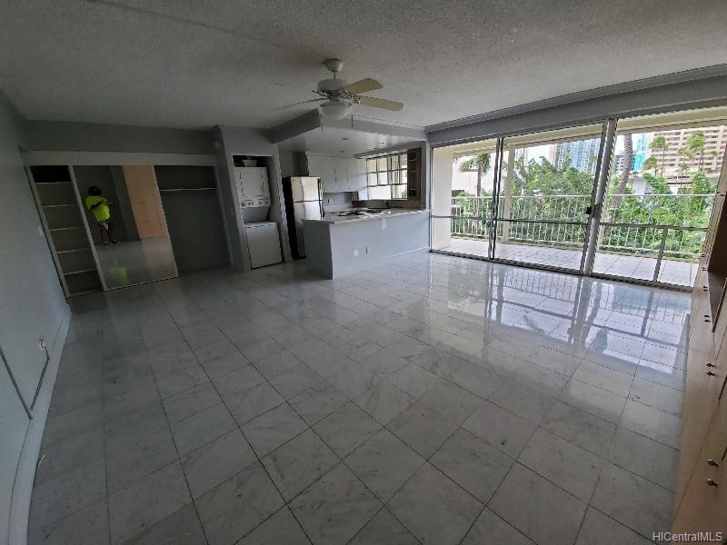 439 Keoniana Street #402, Honolulu, HI 96815