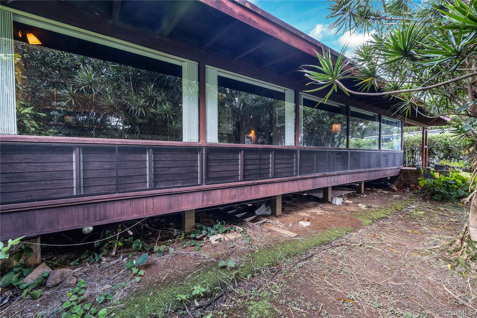 3633 Woodlawn Terrace Place Honolulu, HI 96822