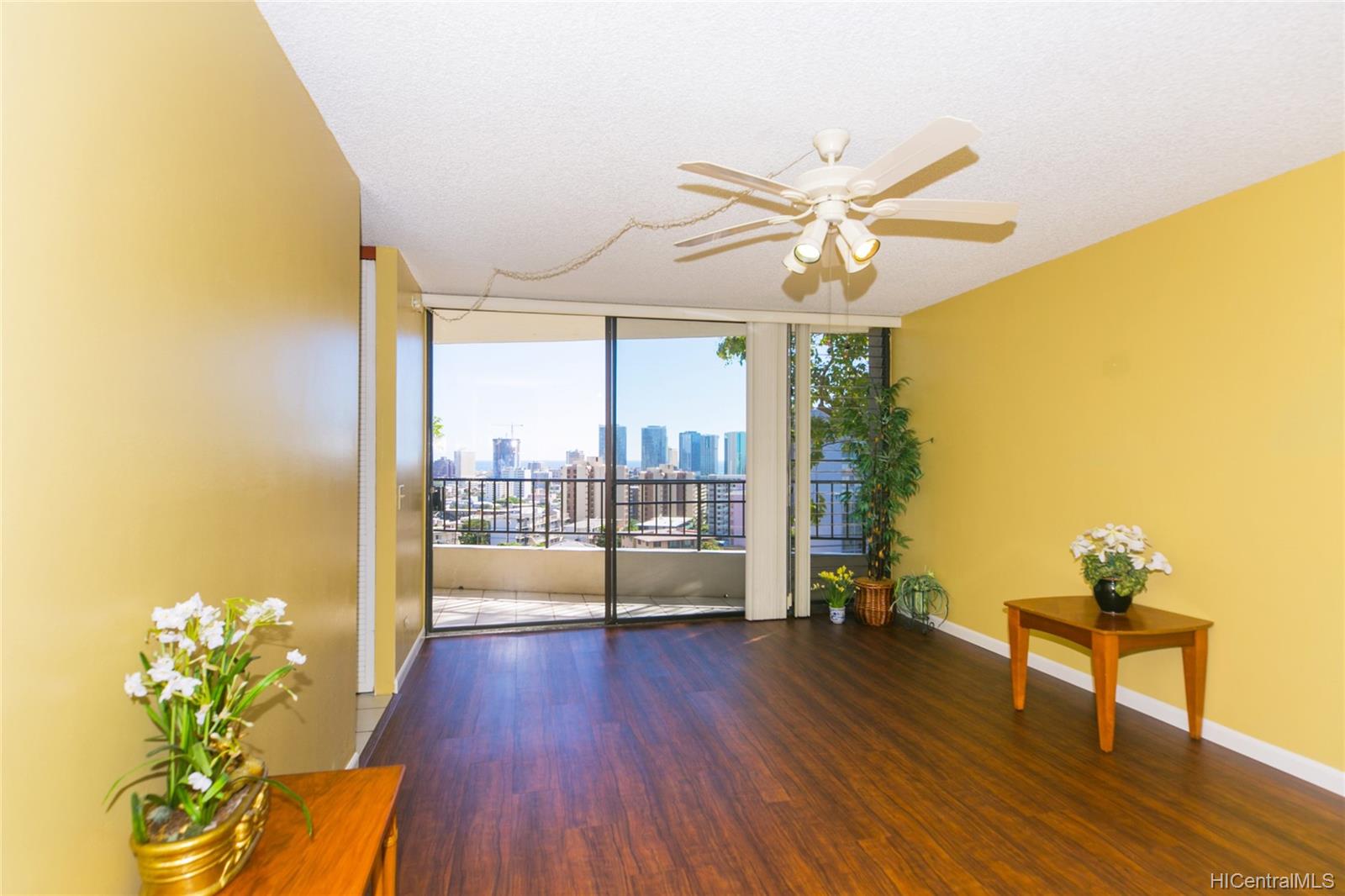 965 Prospect Street #404, Honolulu, HI 96822