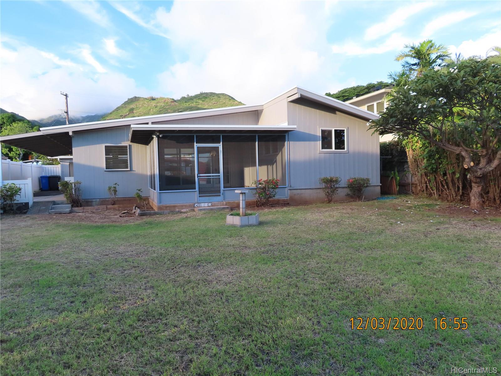 5639 Halekamani Street Honolulu, HI 96821