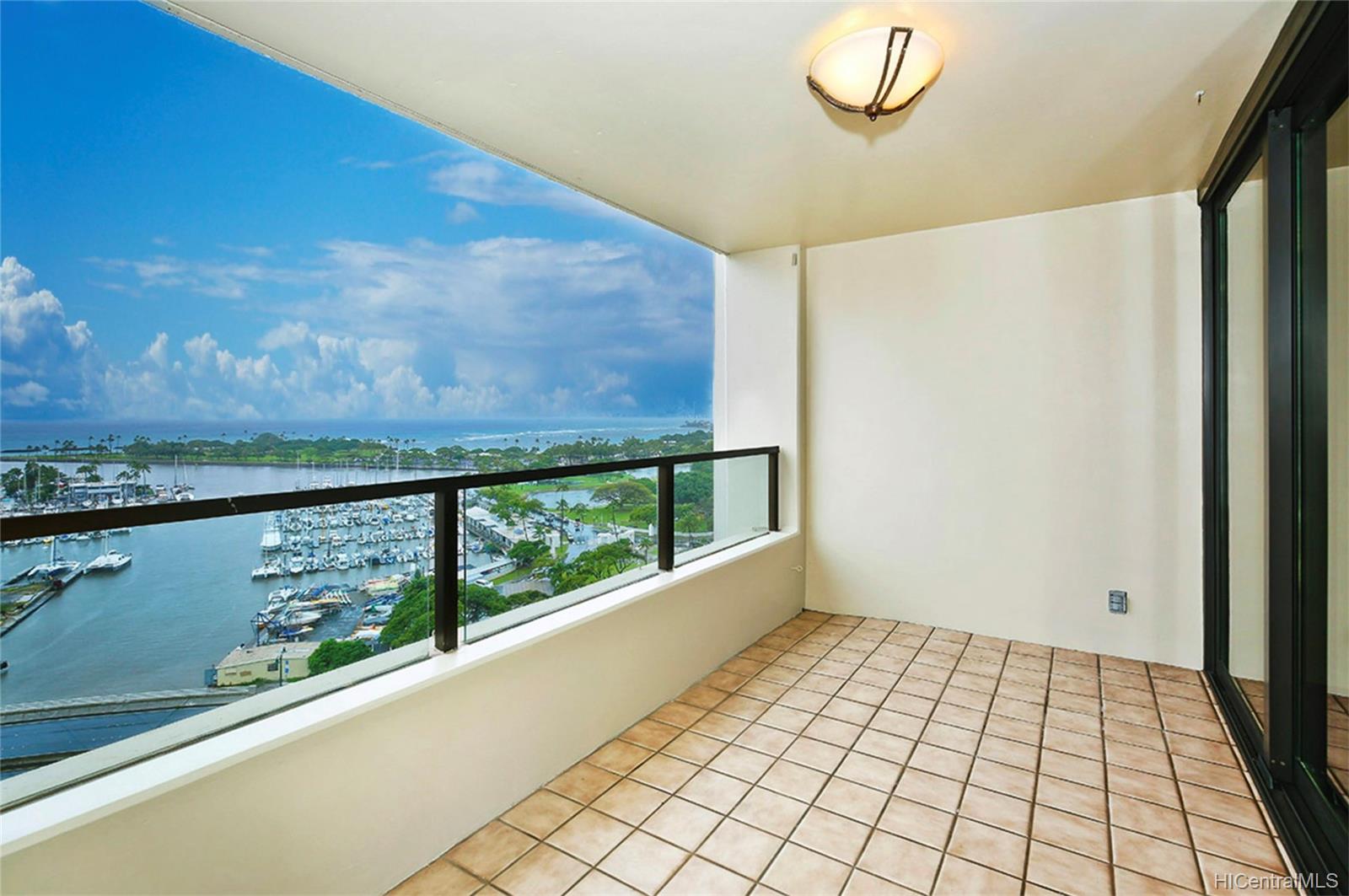 1650 Ala Moana Boulevard #1811, Honolulu, HI 96815