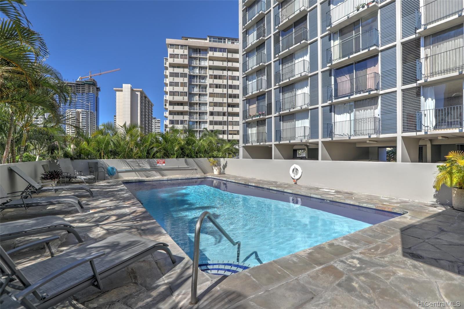 1650 Kanunu Street #714, Honolulu, HI 96814