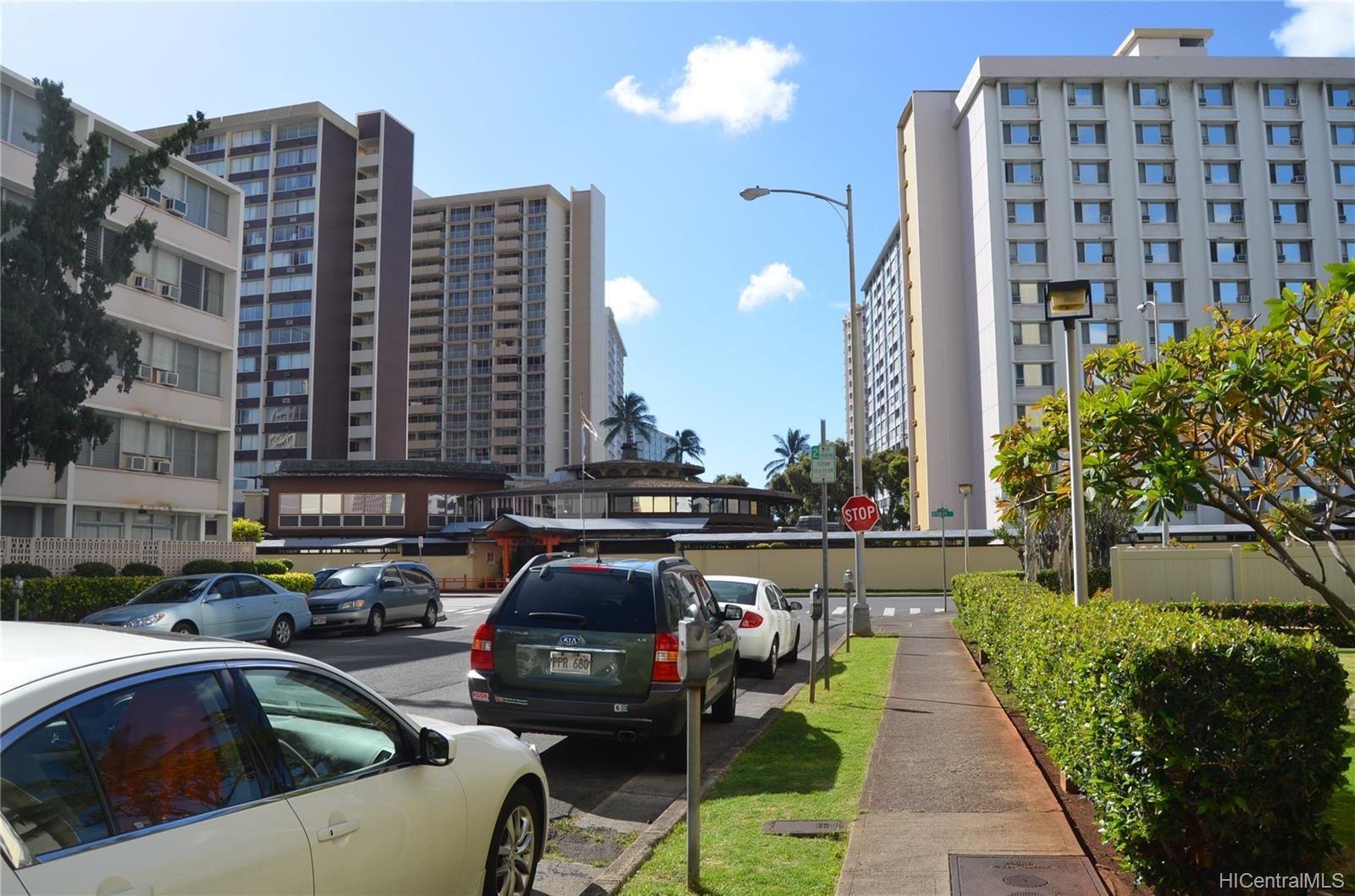 910 Ahana Street #1105, Honolulu, HI 96814