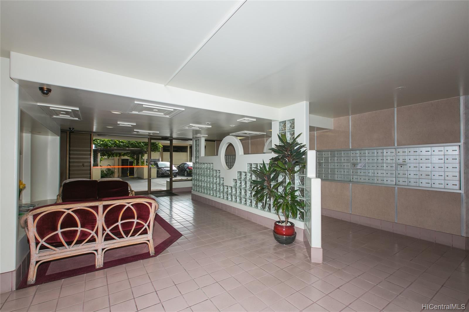 780 Amana Street #107, Honolulu, HI 96814