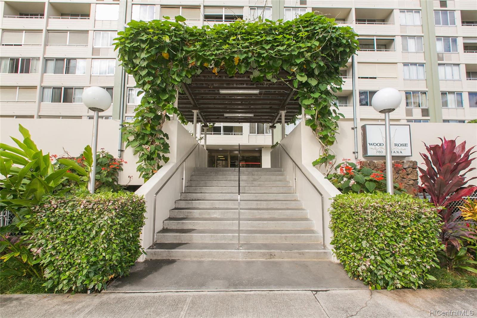780 Amana Street #107, Honolulu, HI 96814