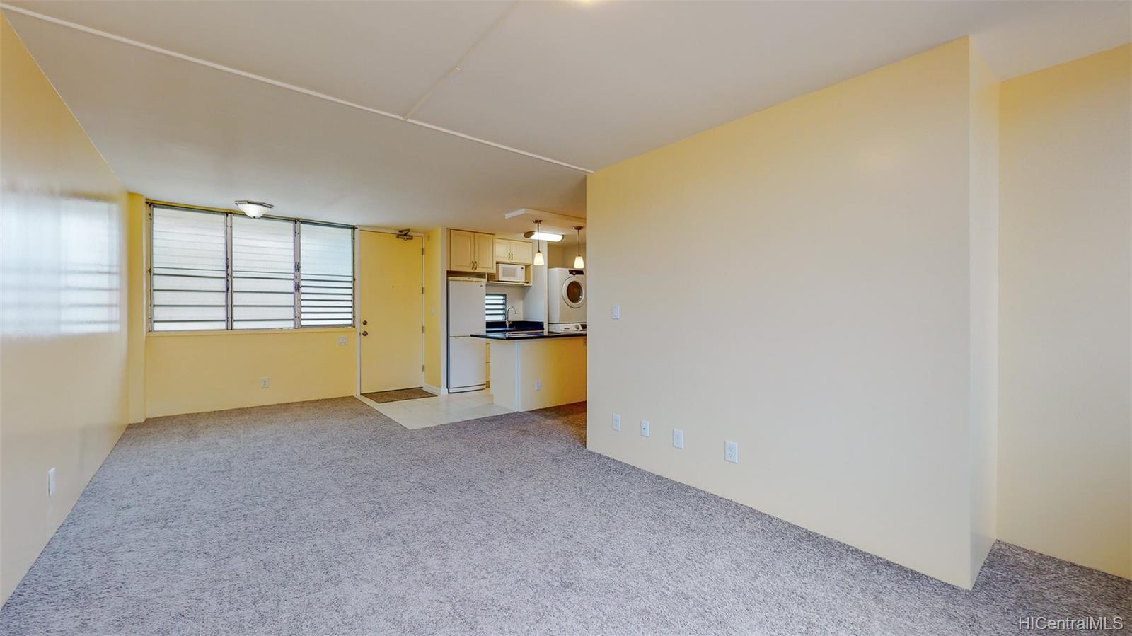 1122 Elm Street #306, Honolulu, HI 96814