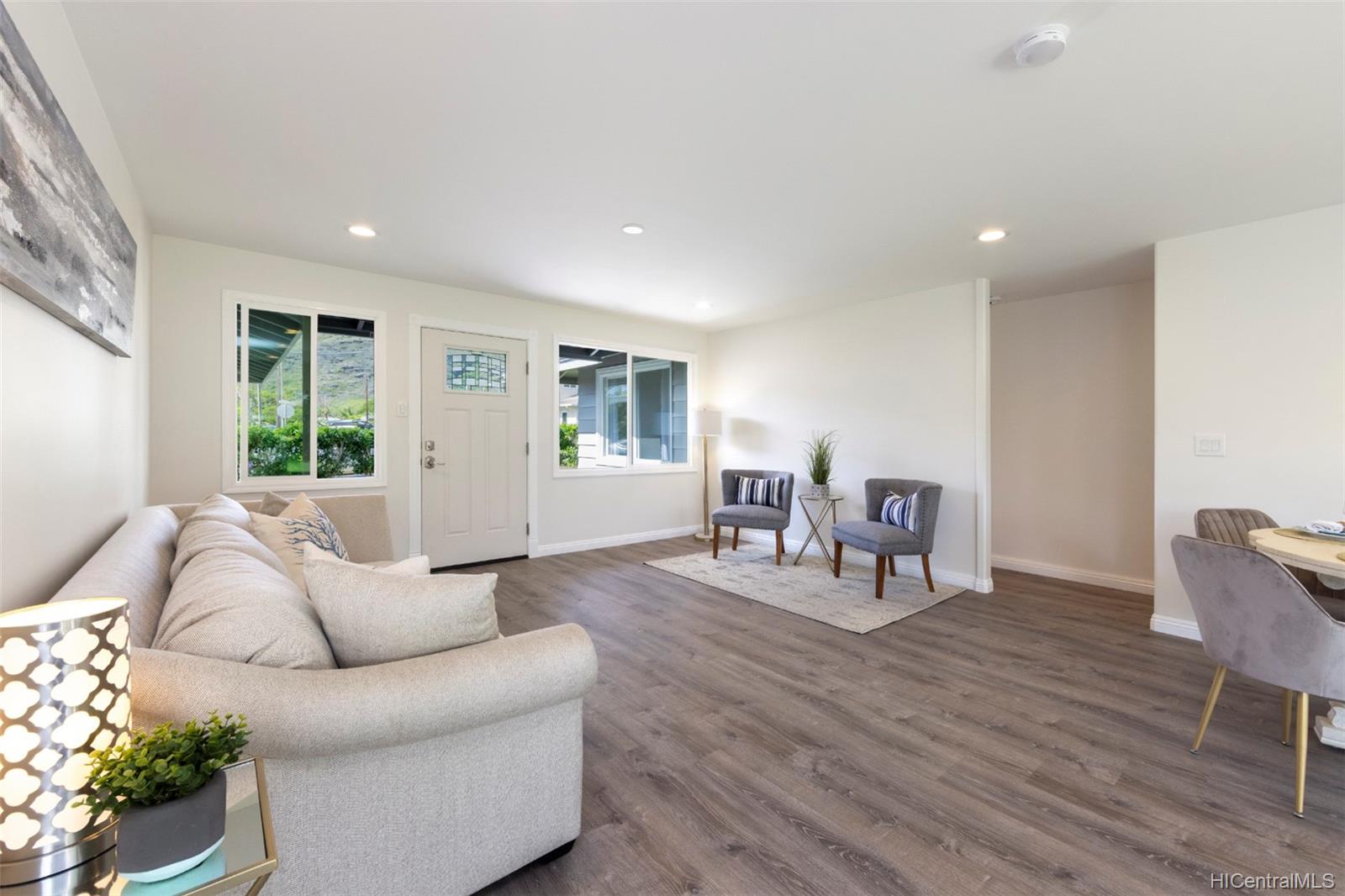 5755 Haleola Street Honolulu, HI 96821