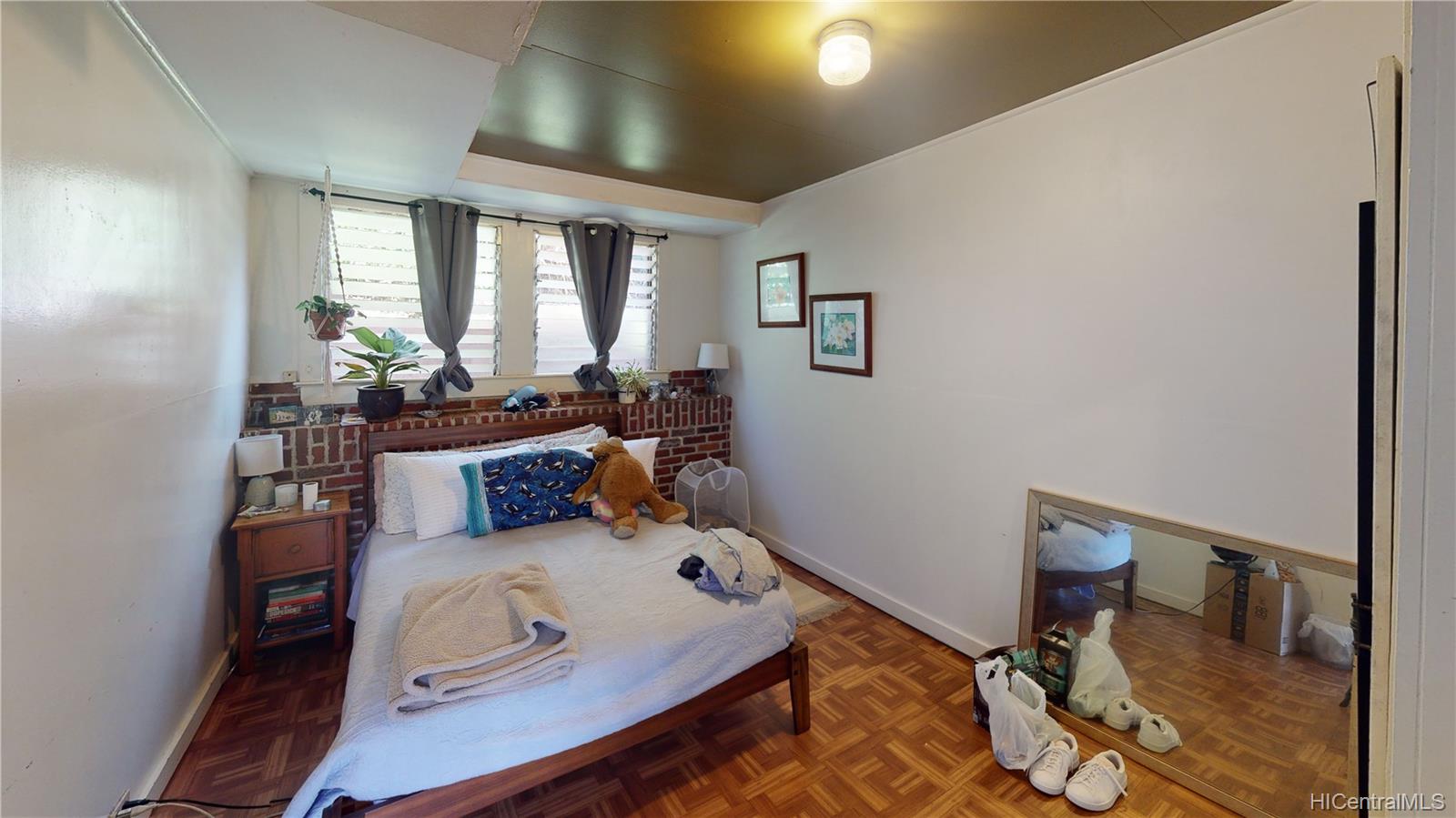 3669 Kawelolani Place Honolulu, HI 96816