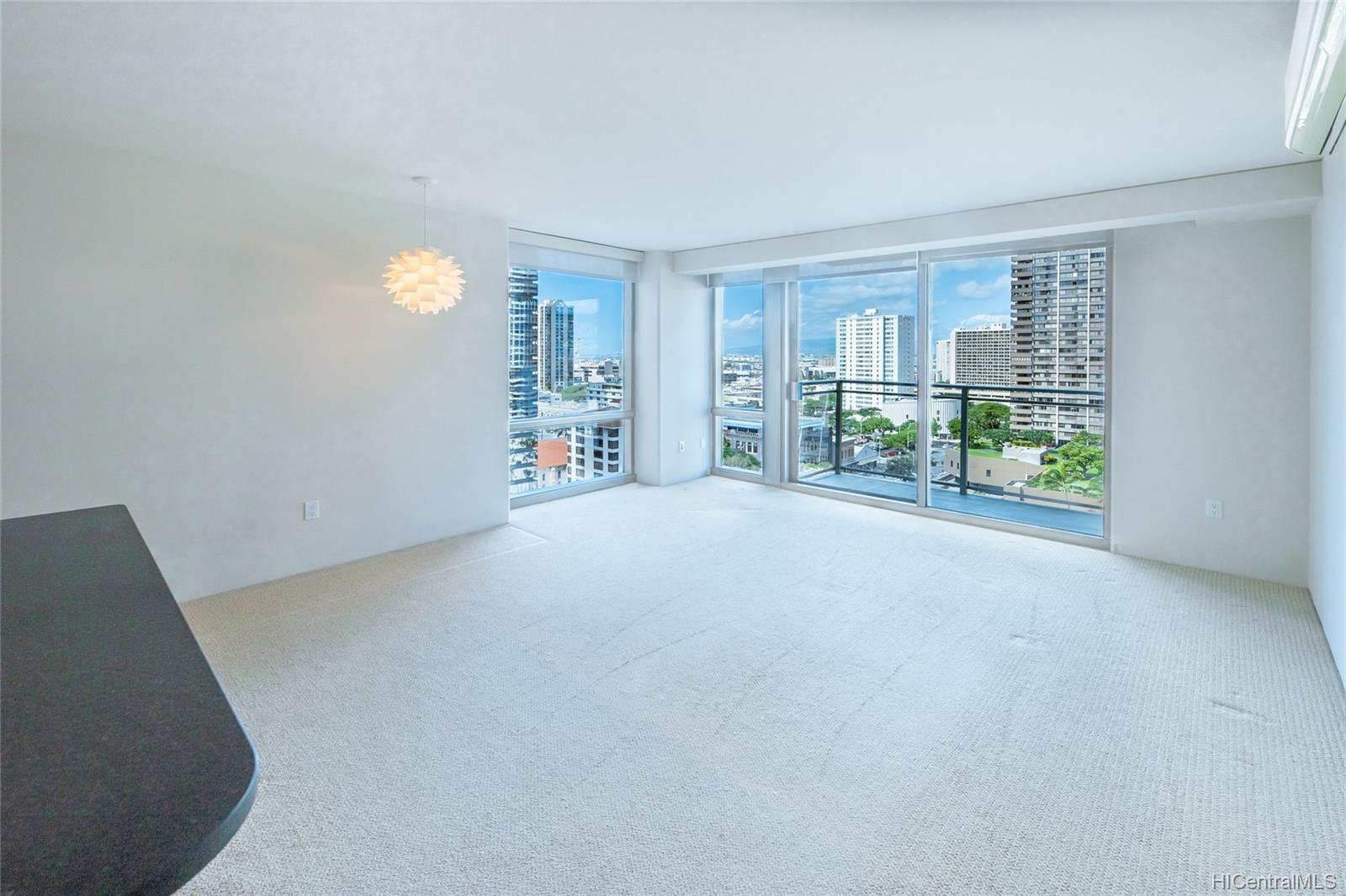 1200 Queen Emma Street #1409, Honolulu, HI 96813