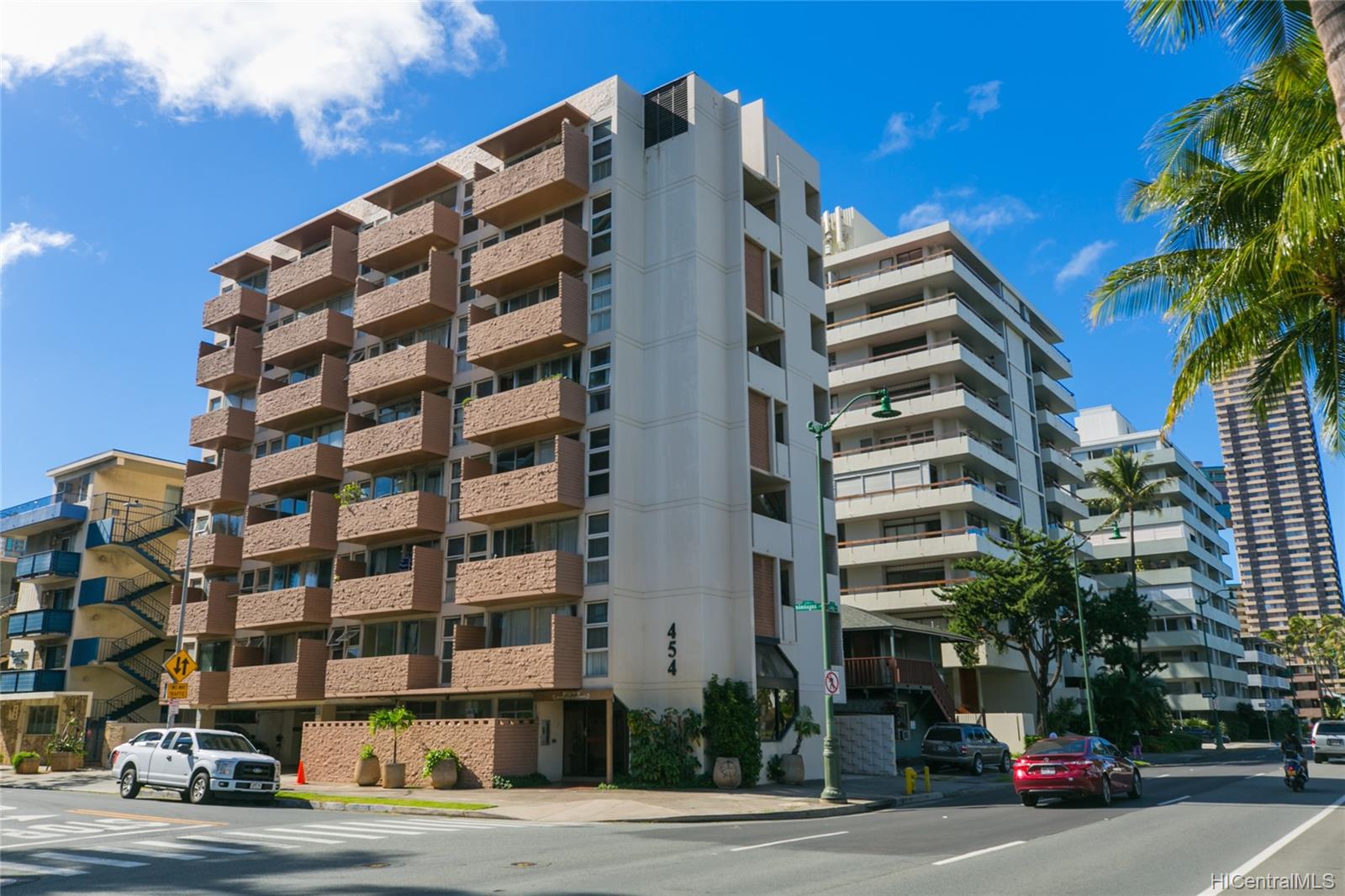 454 Namahana Street #802, Honolulu, HI 96815